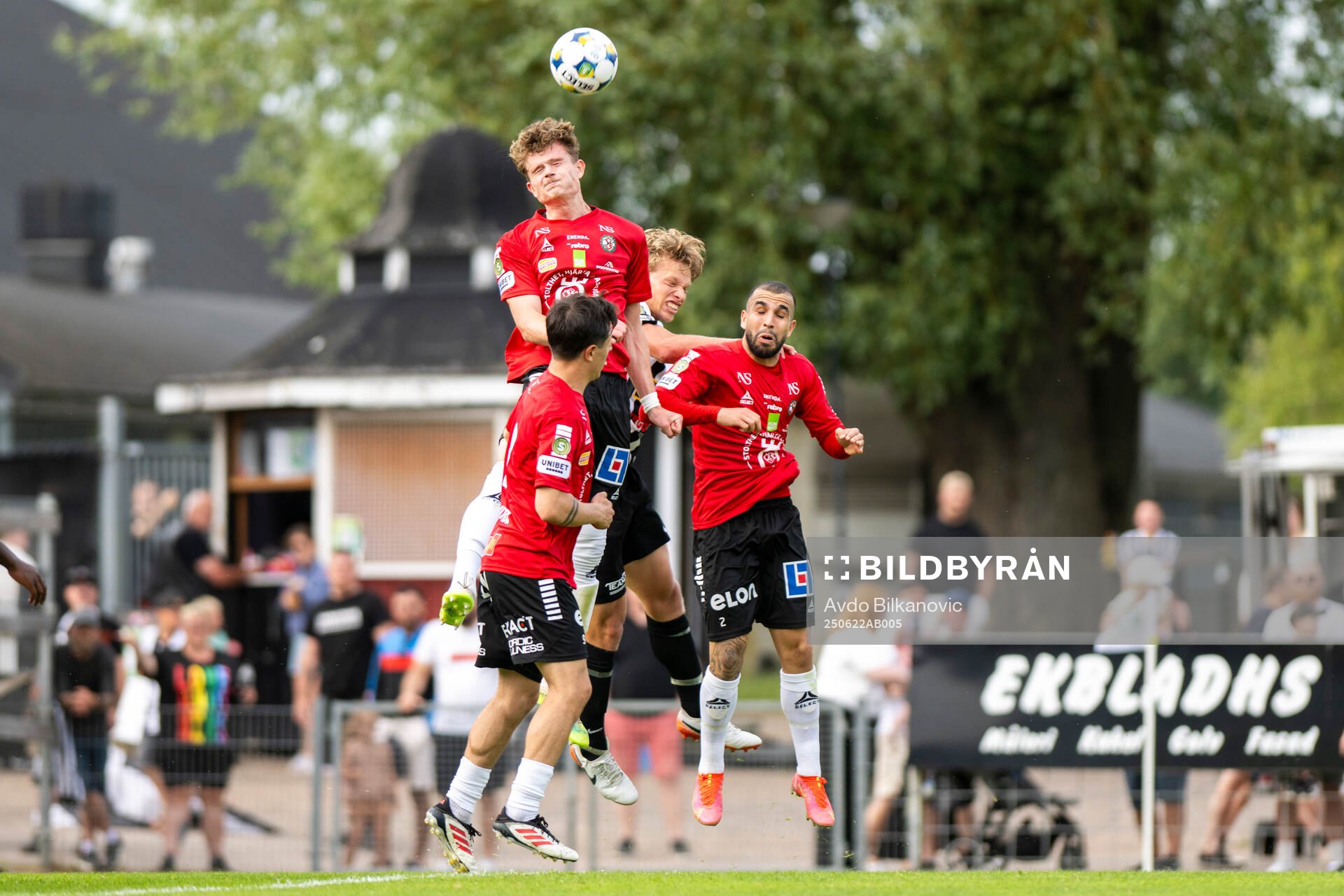 Örebros Erik McCue nickar