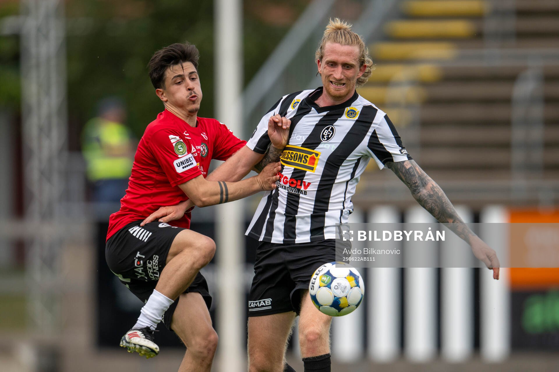 Landskronas Hampus Näsström och Örebros Antonio Yakoub