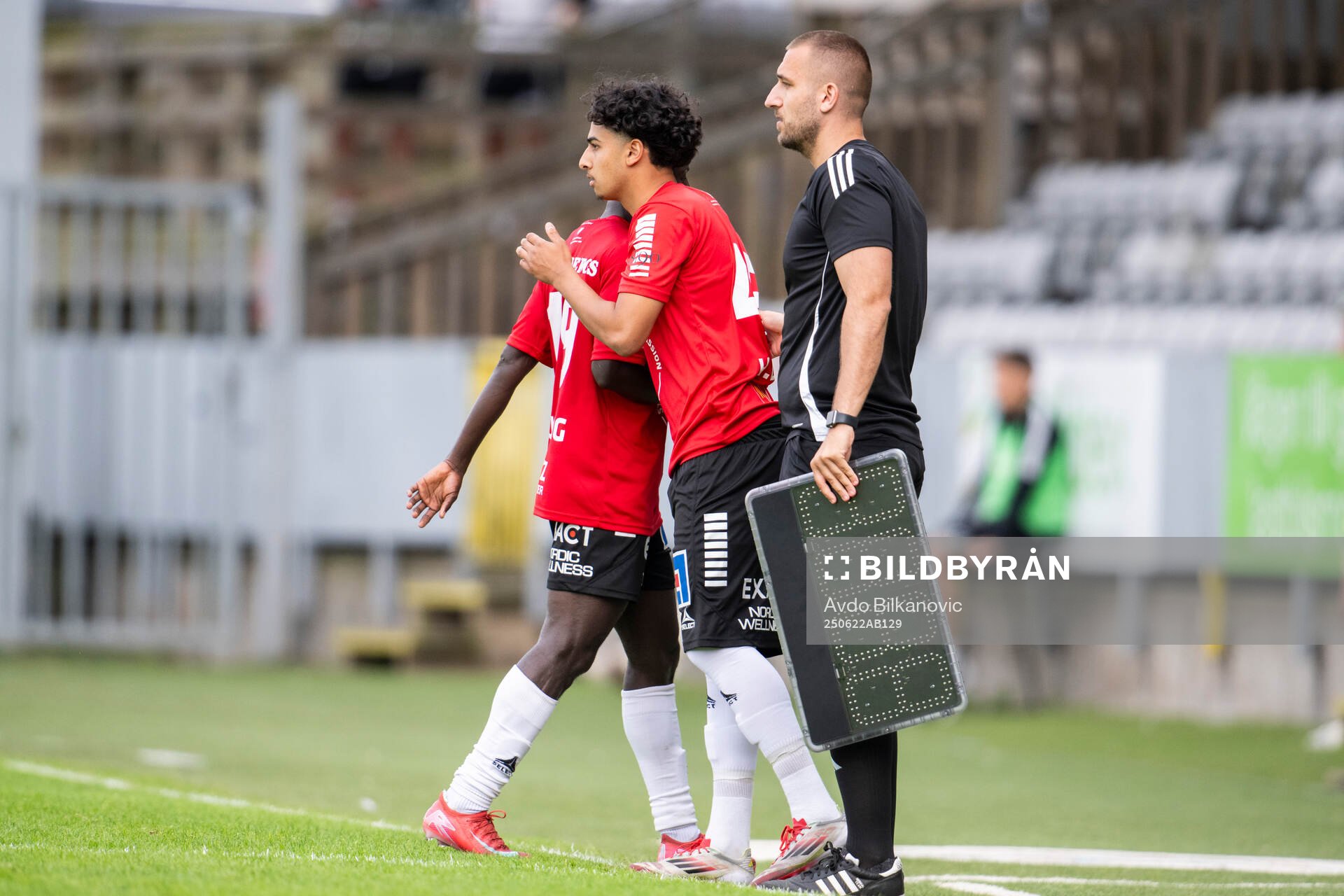 Örebros Blessing Asumang Dankwah bytes ut för Hasan Dana