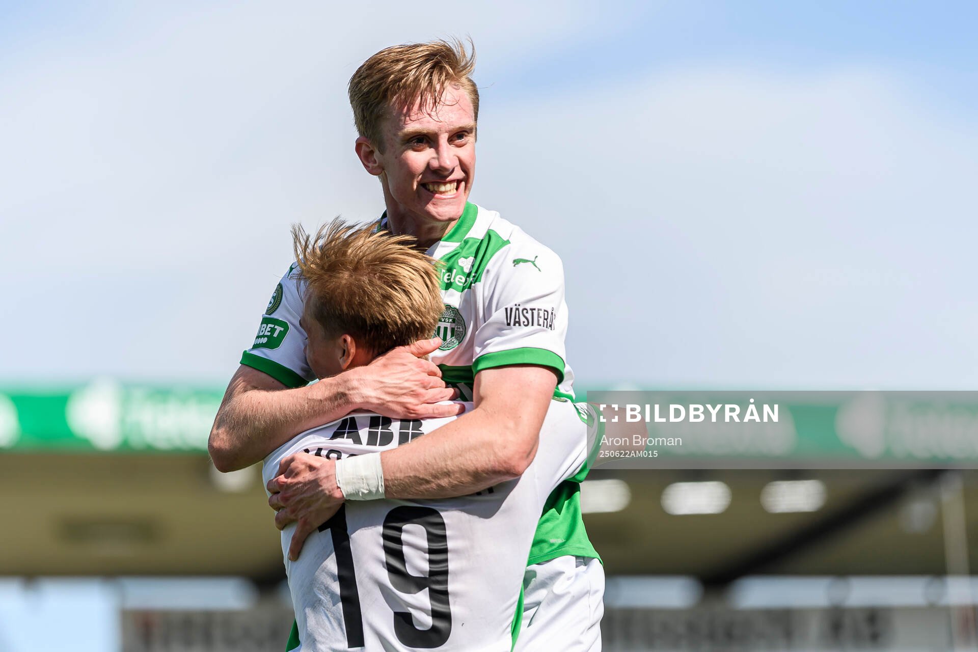 Västerås Jens Magnusson och Karl Gunnarsson jublar