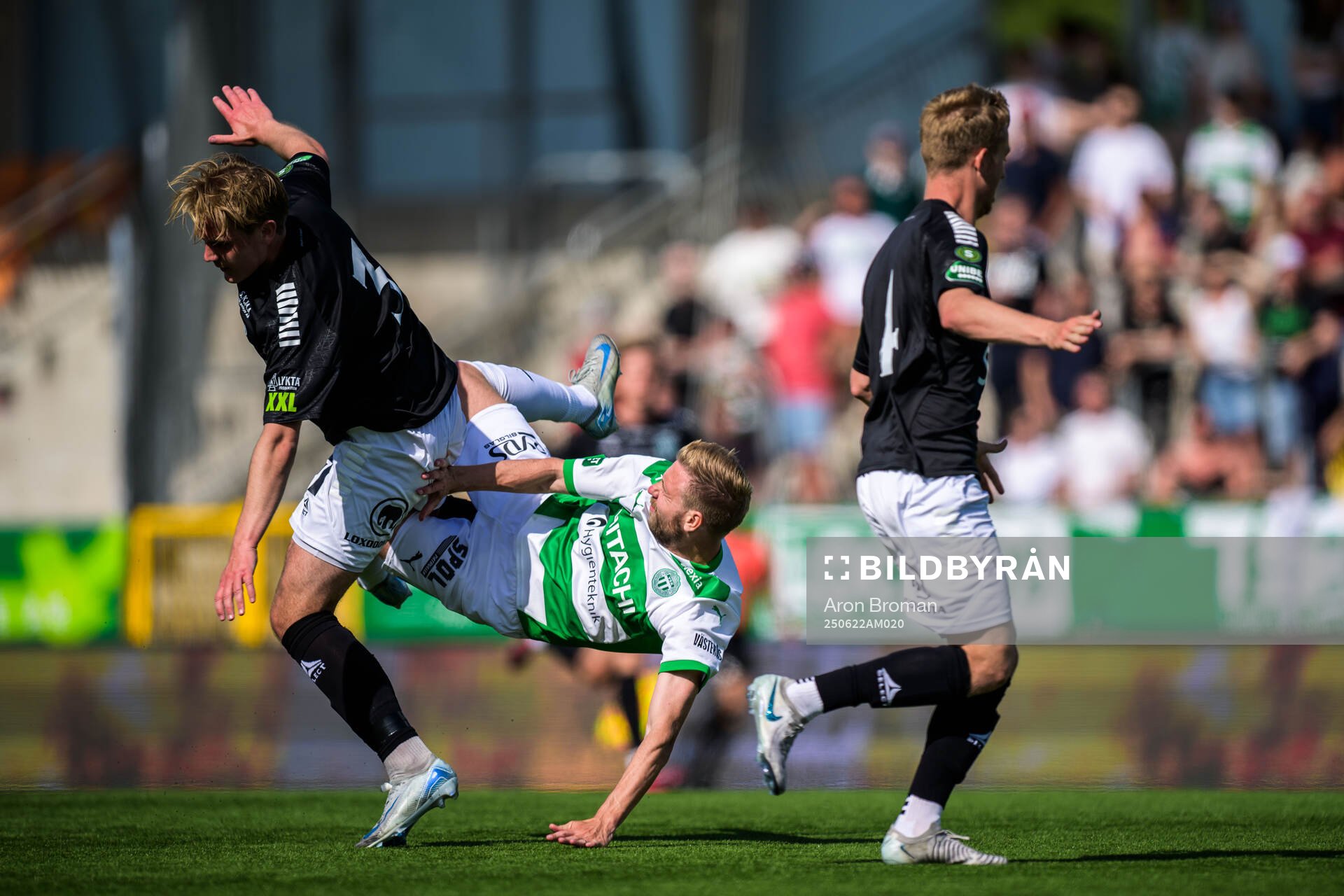 Brages Teodor Wålemark och Västerås Jonathan Ring