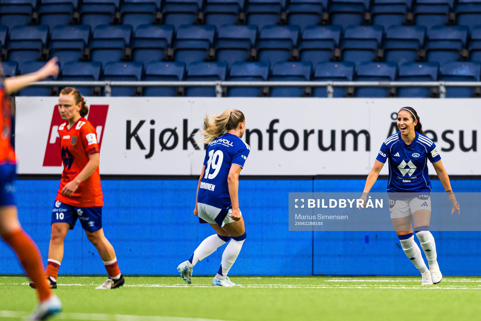 Chiara Alessandra Messerli of Molde celebrates