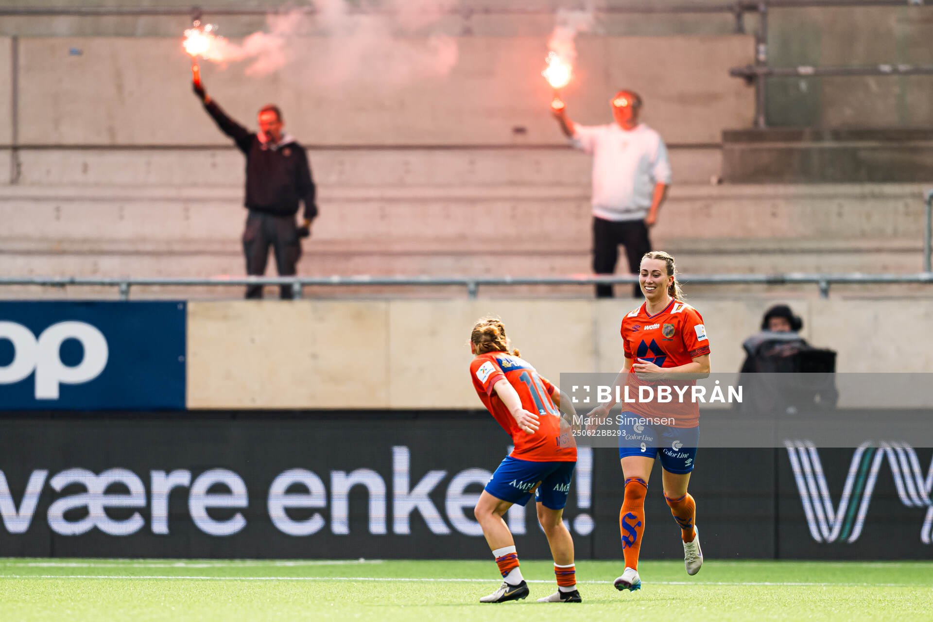 Katarina Dybvik Sunde of AaFK Fortuna celebrates
