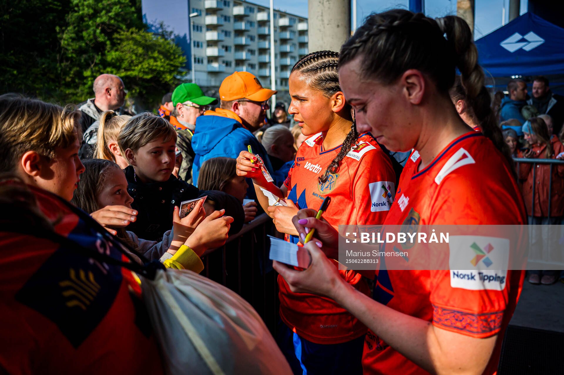 Serah Senior-Hårvik of AaFK Fortuna in the fanzone
