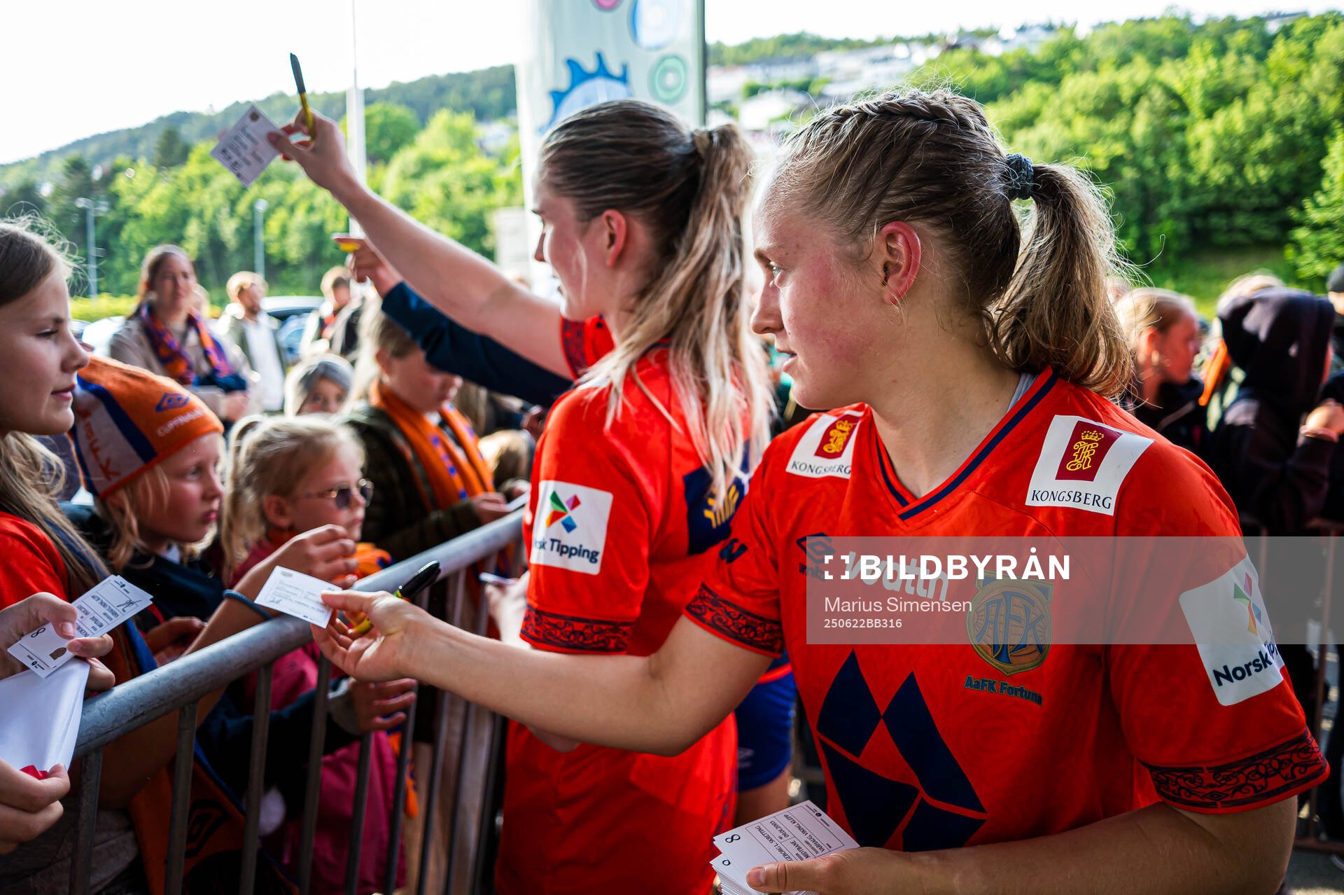 Ingeborg Lye Skretting of AaFK Fortuna in the fanzone
