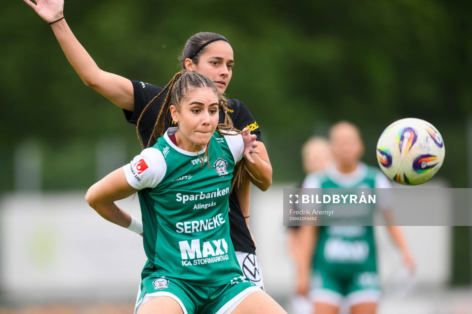 Alingsås Julia Elvbo och AIKs Daniella Famili