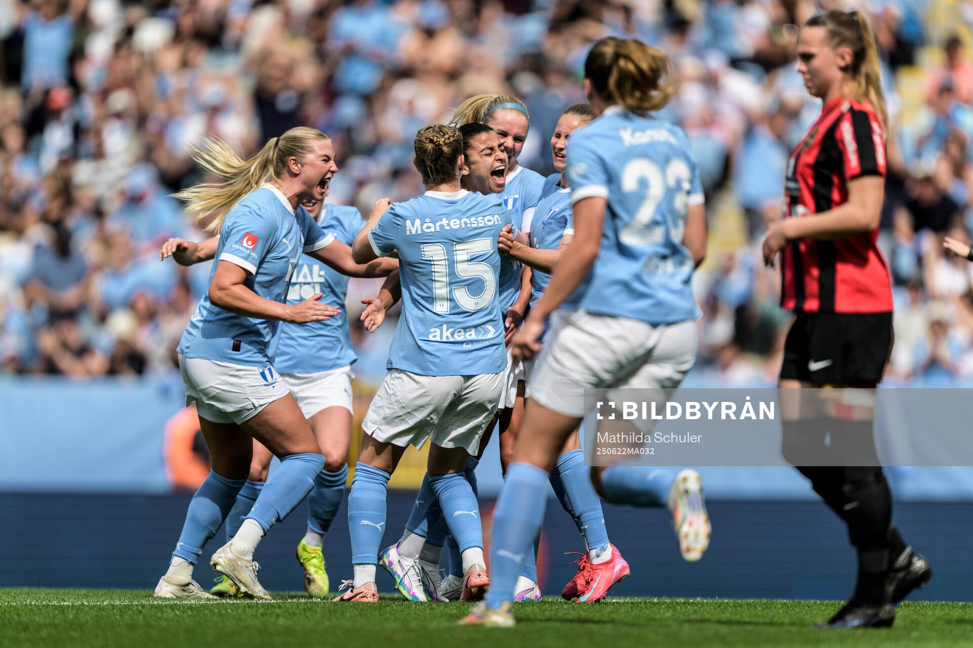 Malmö FFs Ines Belloumou jublar