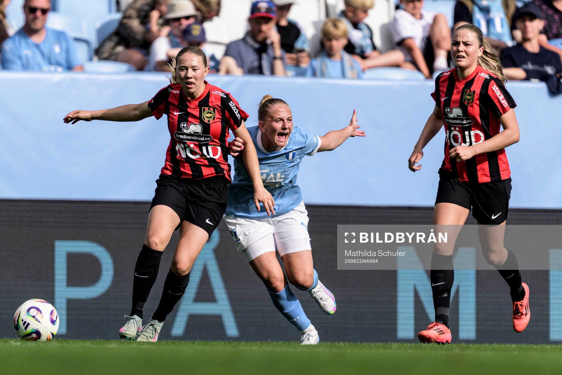 Brommapojkarnas Paula Broddner Klingspor och Malmö FFs
