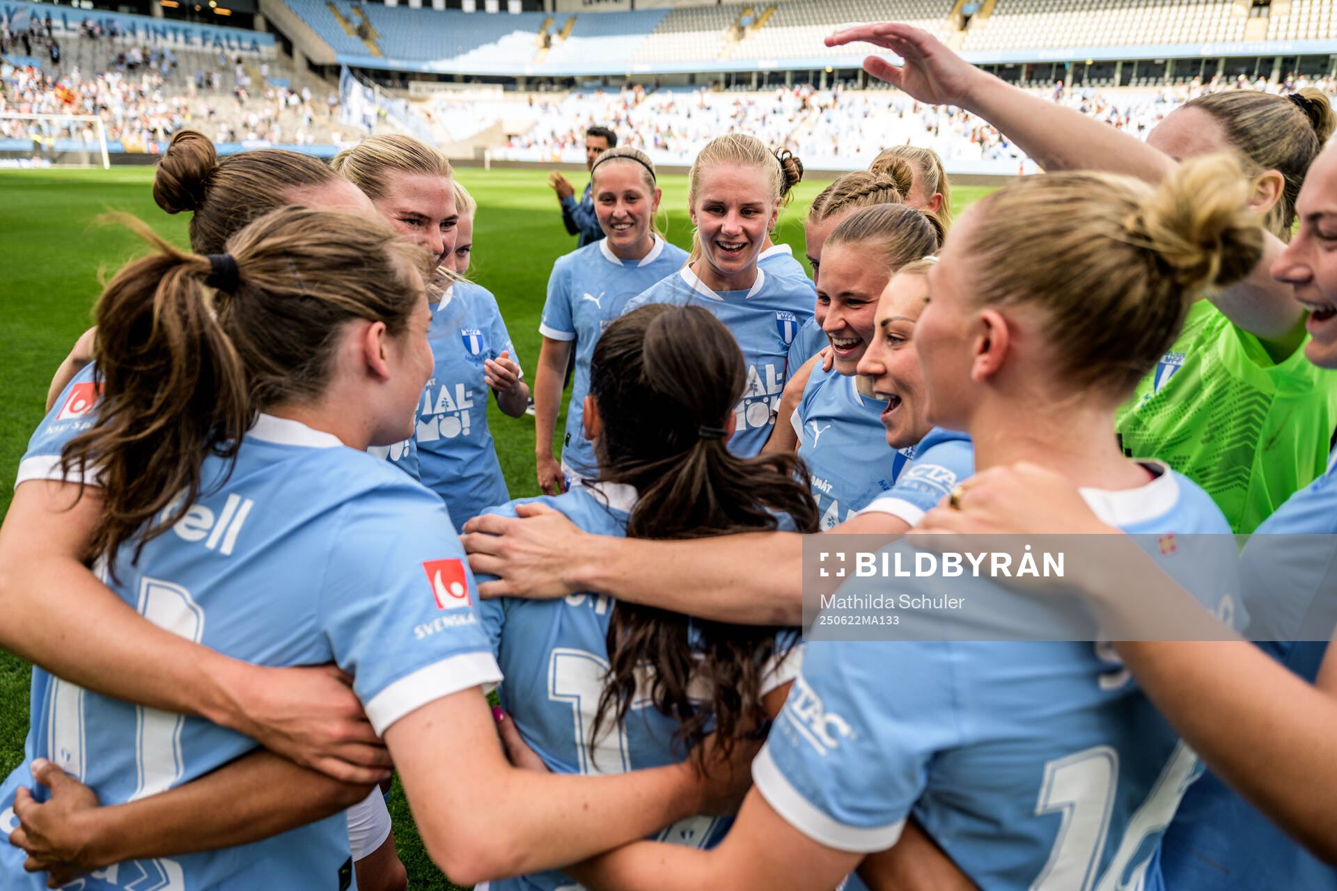 Malmö FFs Ines Belloumou jublar