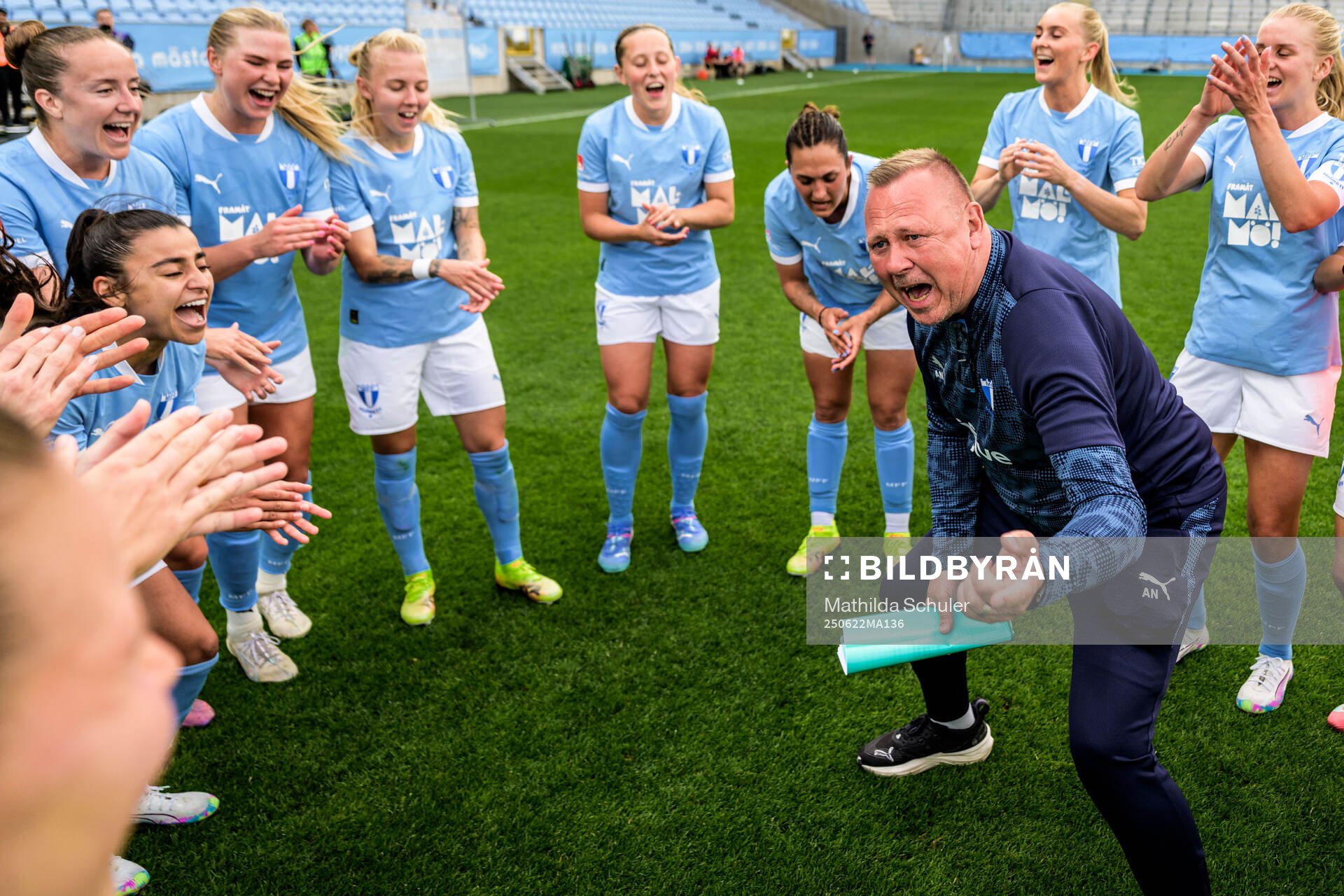 Malmö FFs Ines Belloumou och lagledare Anders Nilsson