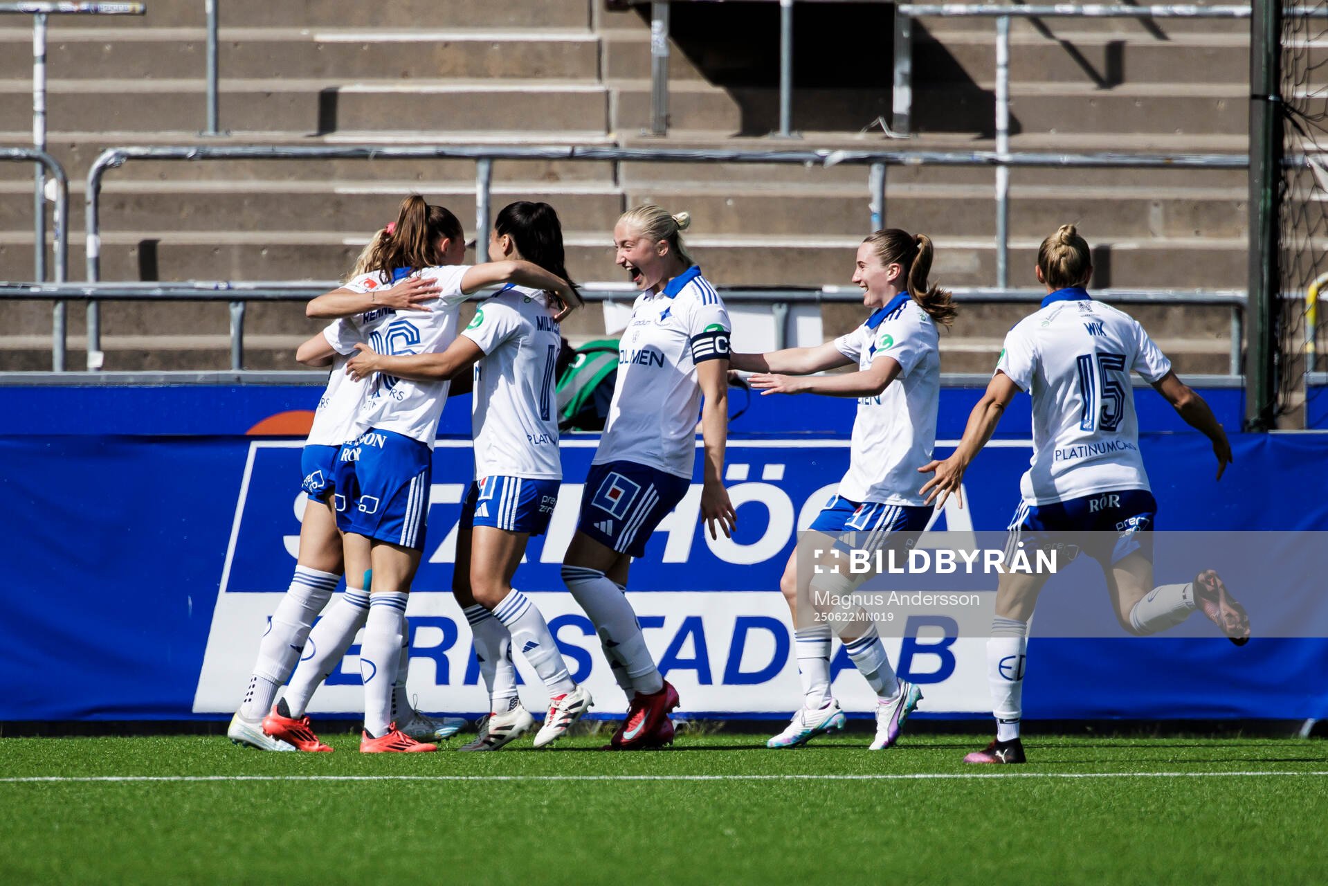 IFK Norrköpings Svea Rehnberg jublar