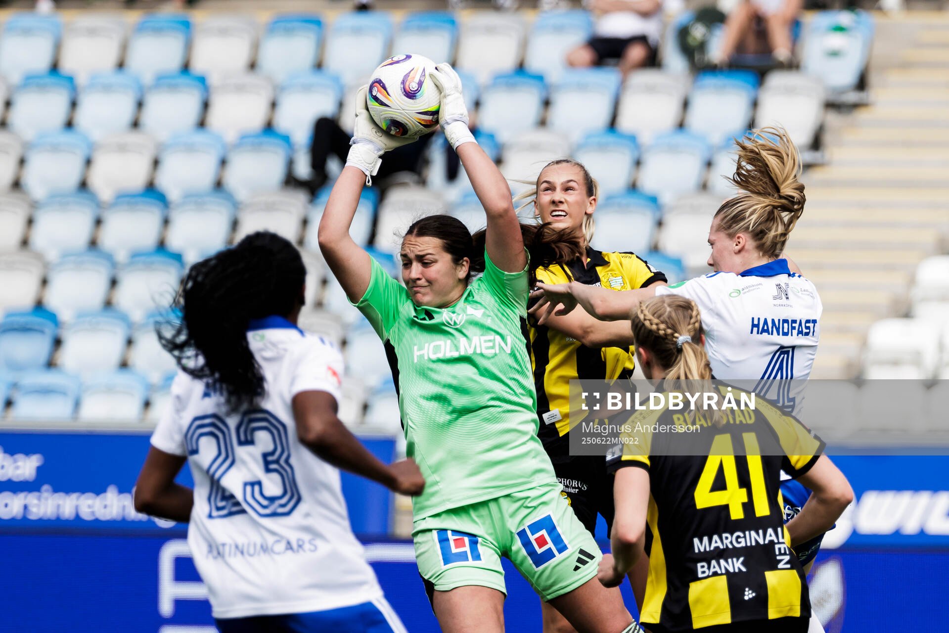 Hammarbys Ellen Wangerheim och IFK Norrköpings Ebba