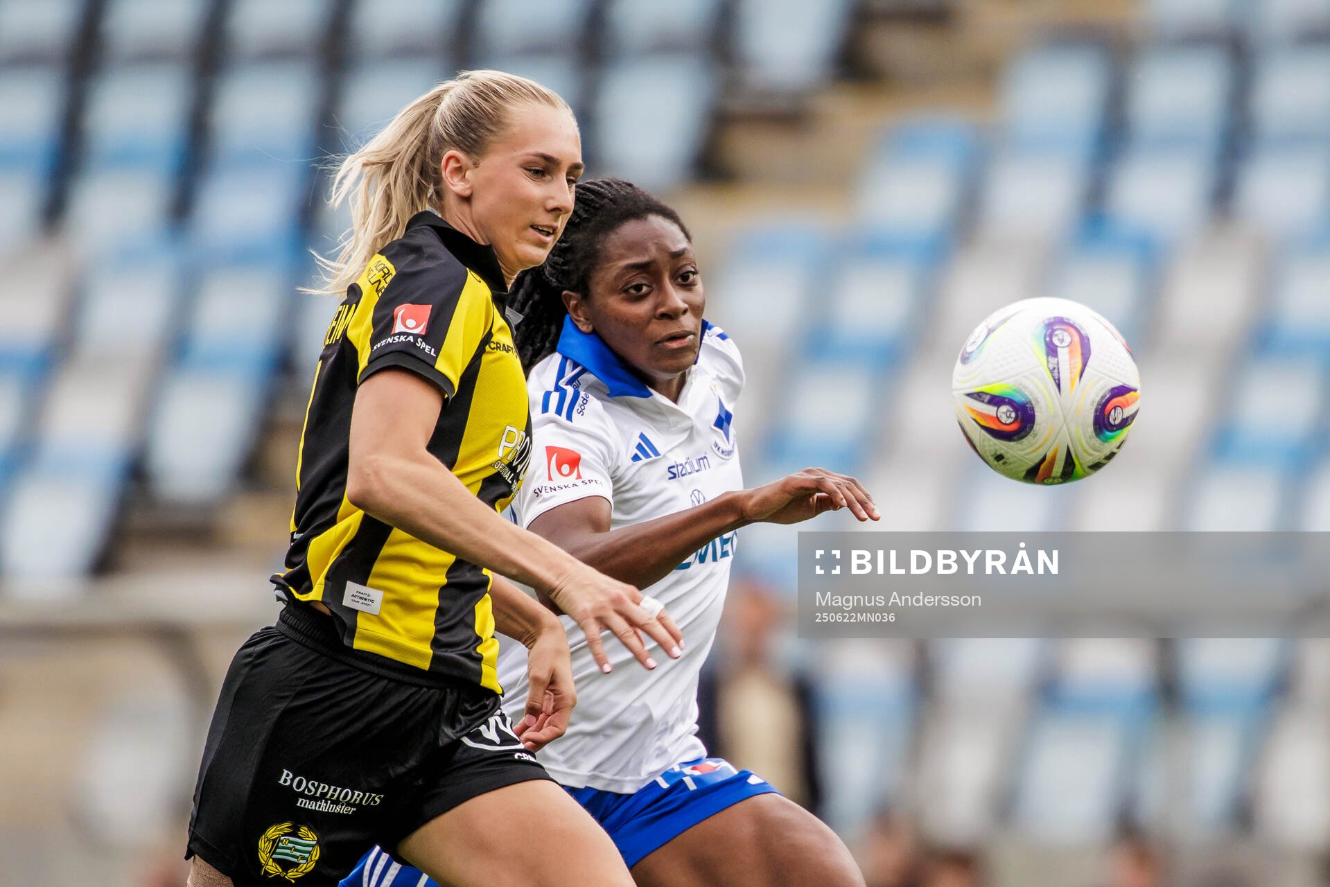 Hammarbys Ellen Wangerheim och IFK Norrköpings Maya Aliyah