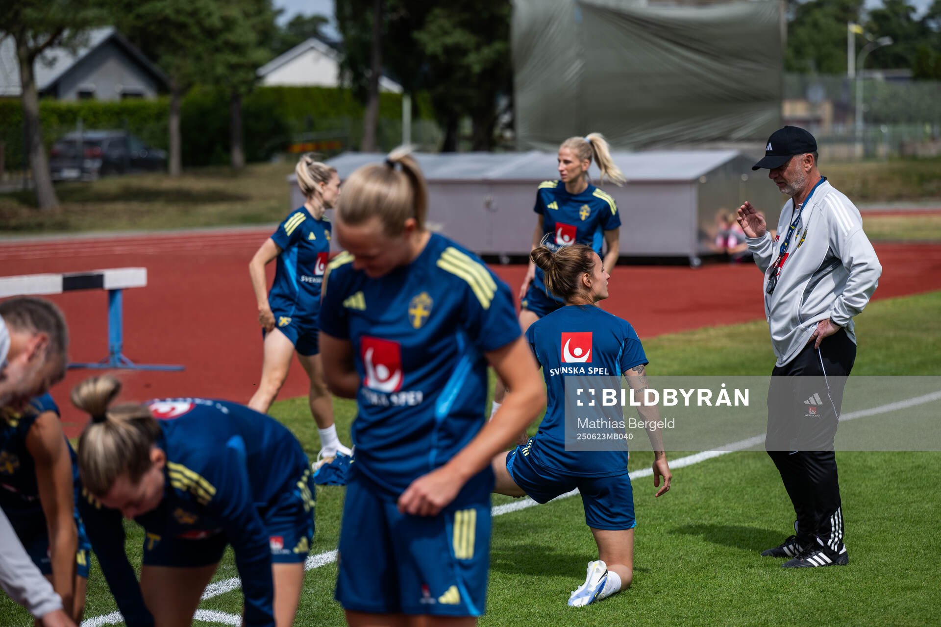 Nathalie Björn and head coach Peter Gerhardsson of the