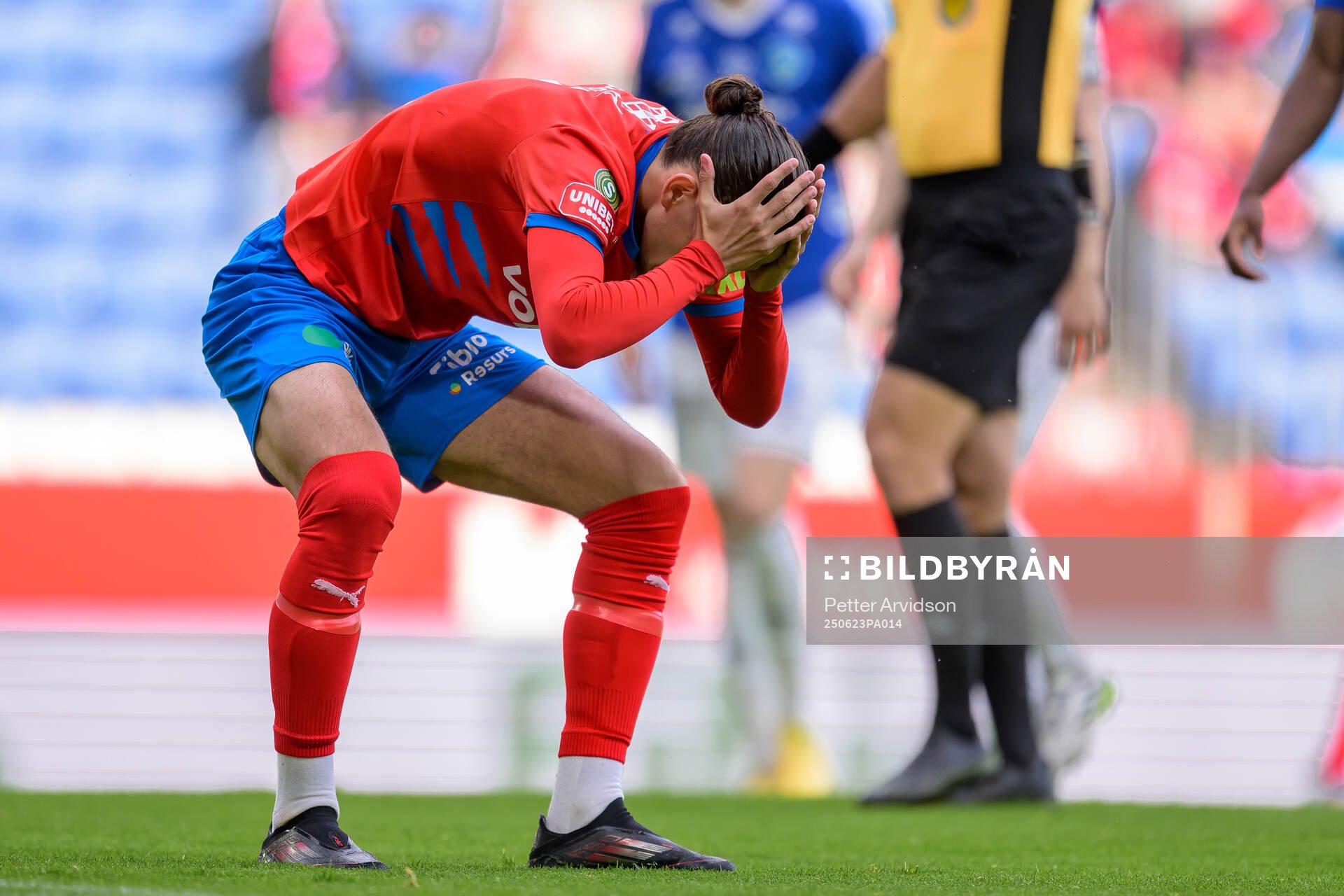 Helsingborgs Ervin Gigovic deppar