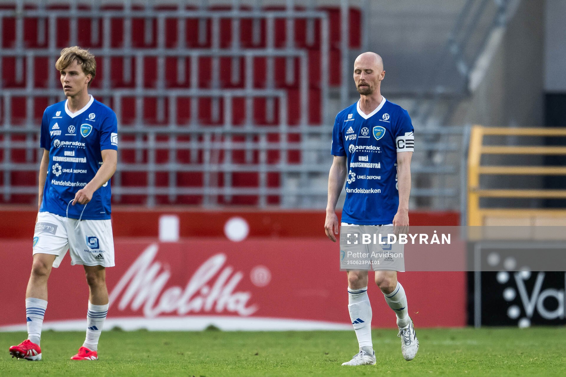 Umeå FCs Stefan Lindmark och Pontus Eriksson  deppar