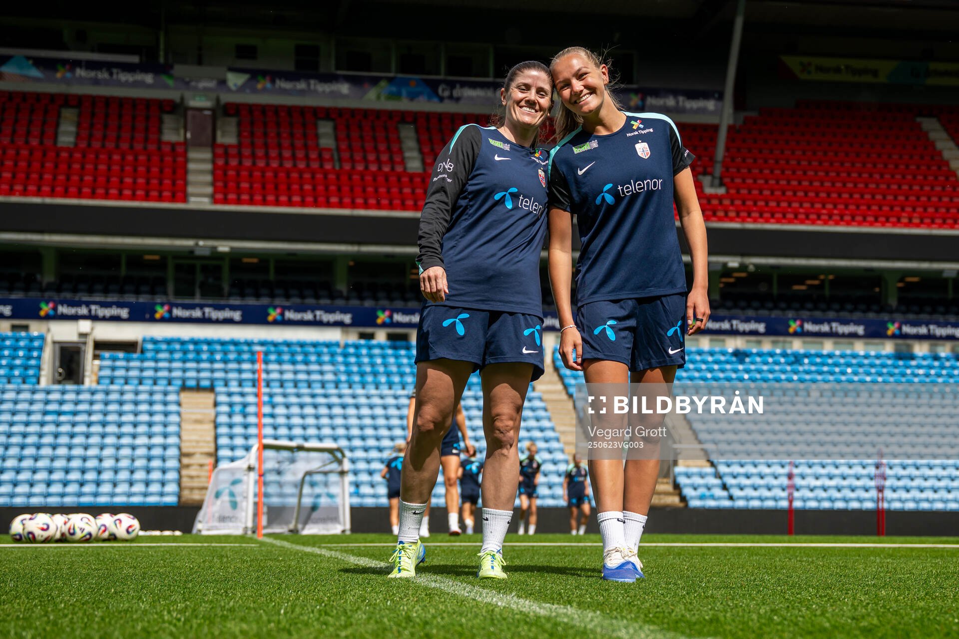 Maren Mjelde and Frida Maanum of the Norwegian women's