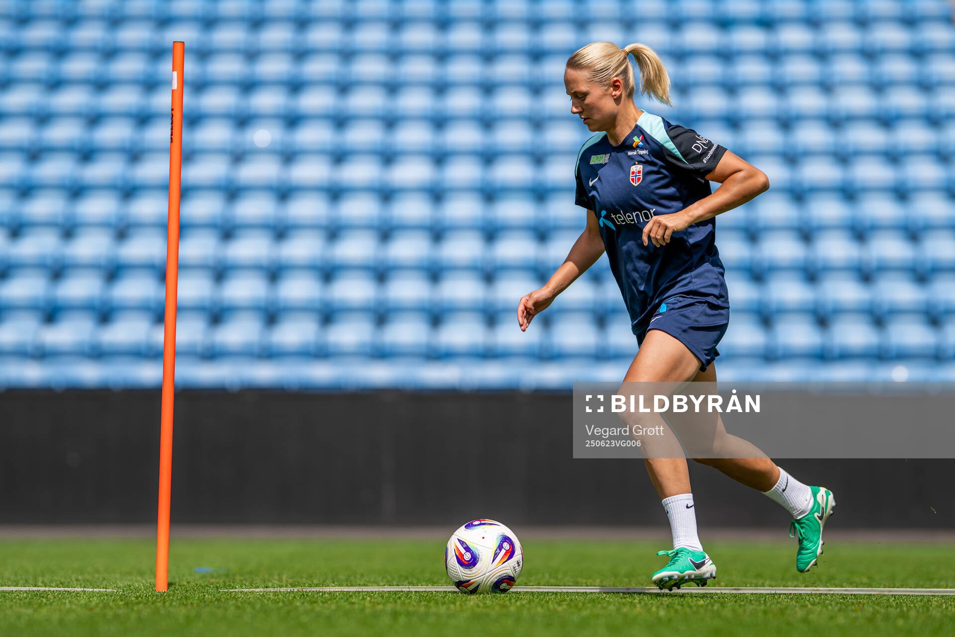 Lisa Naalsund of the Norwegian women's national football