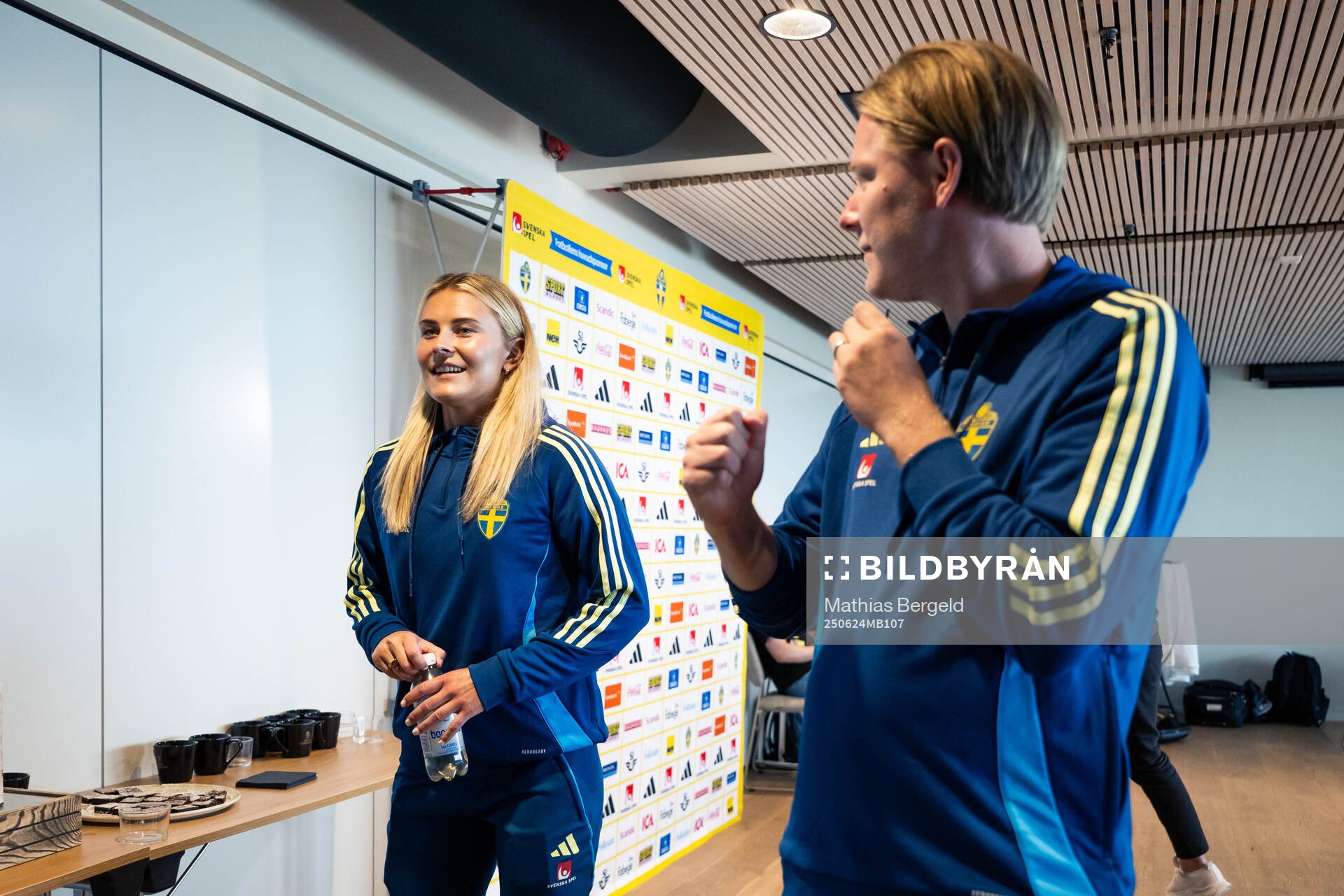 Amanda Nildén and press officer Fredrik Madestam of the