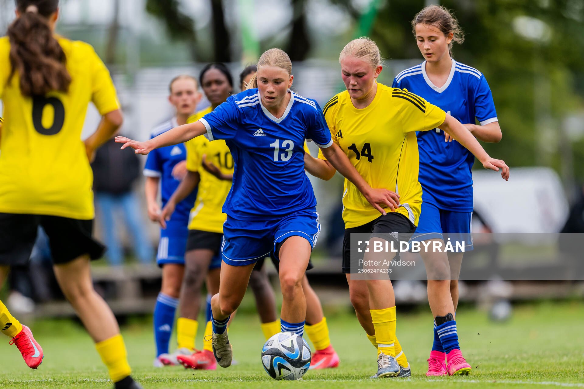 Lisa Ek, Halmstads BK och Alma Sundgren, QBIK