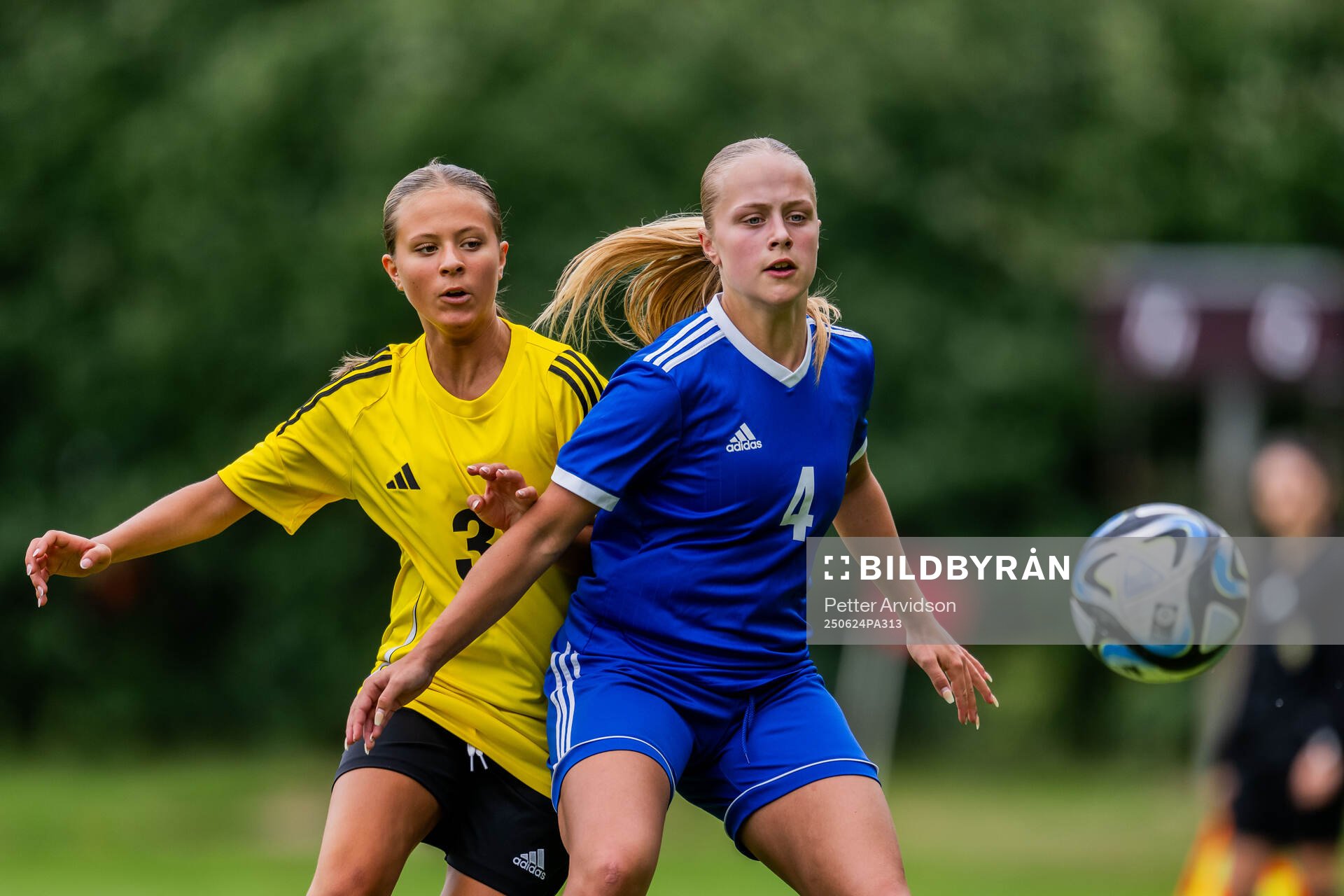 Tamina Durakovic, QBIK och Maja Israelsson, Mariebo IK