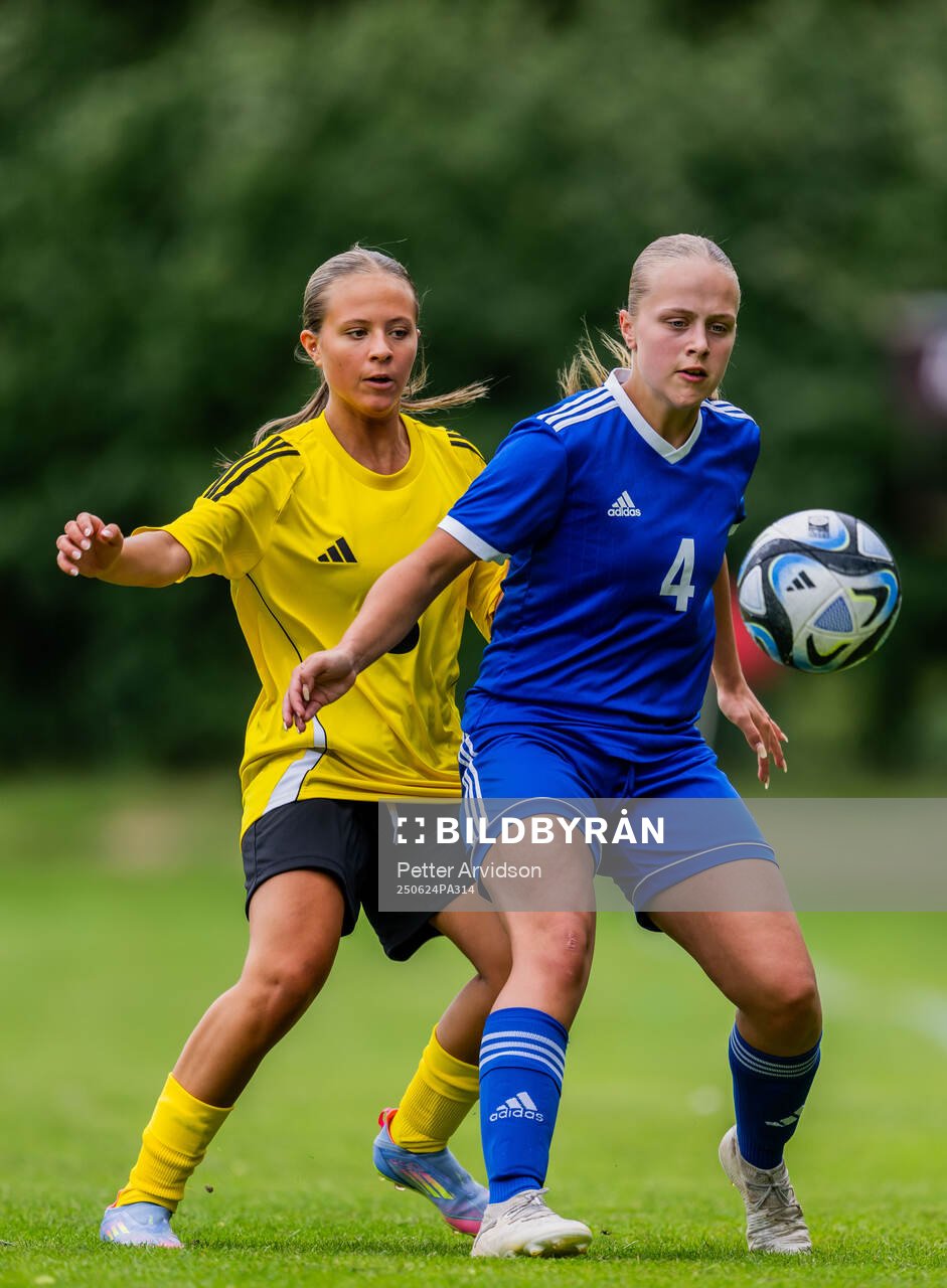 Tamina Durakovic, QBIK och Maja Israelsson, Mariebo IK