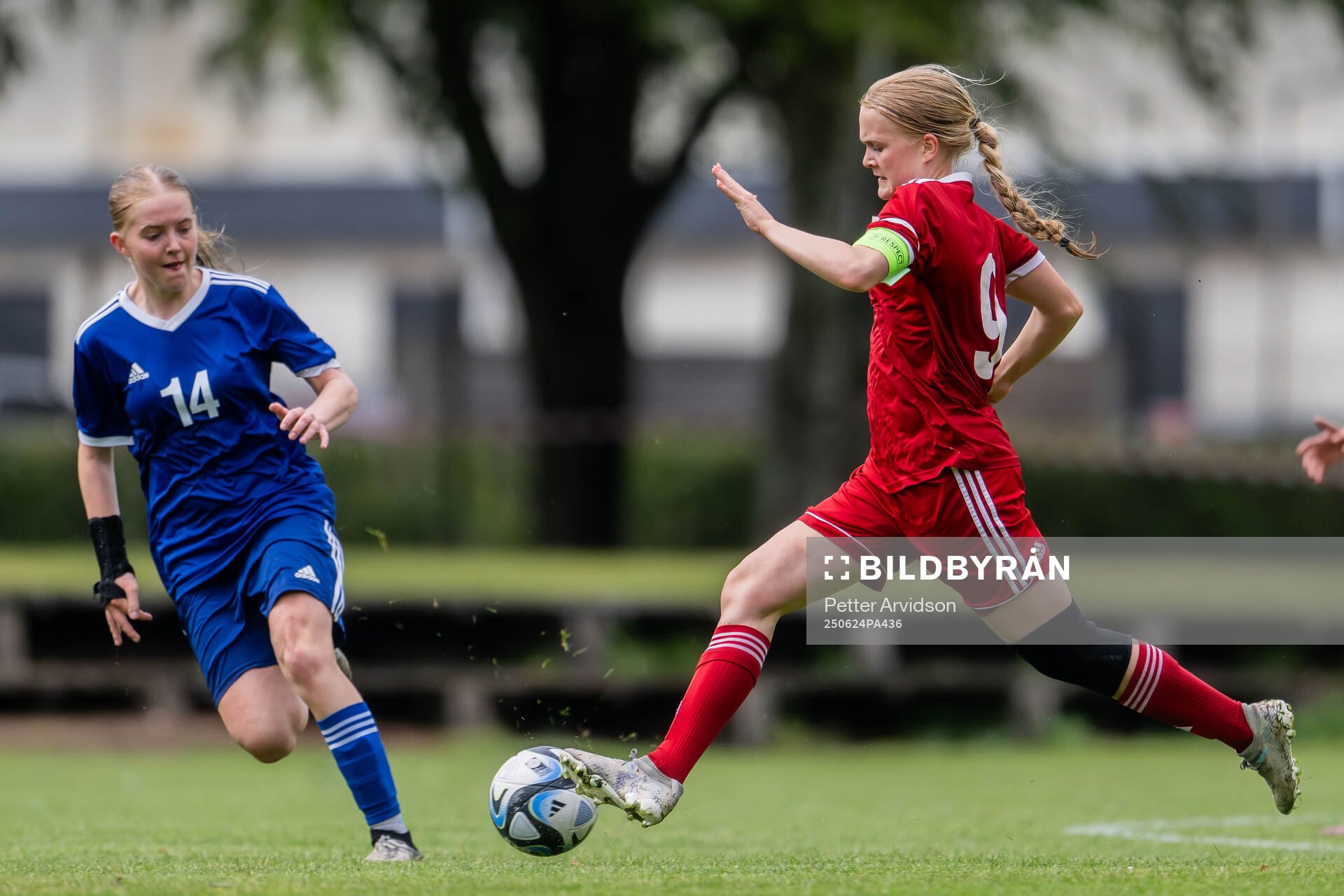 Vera Norberg, Heffnersklubbans BK och Nora Blom, Hammarby