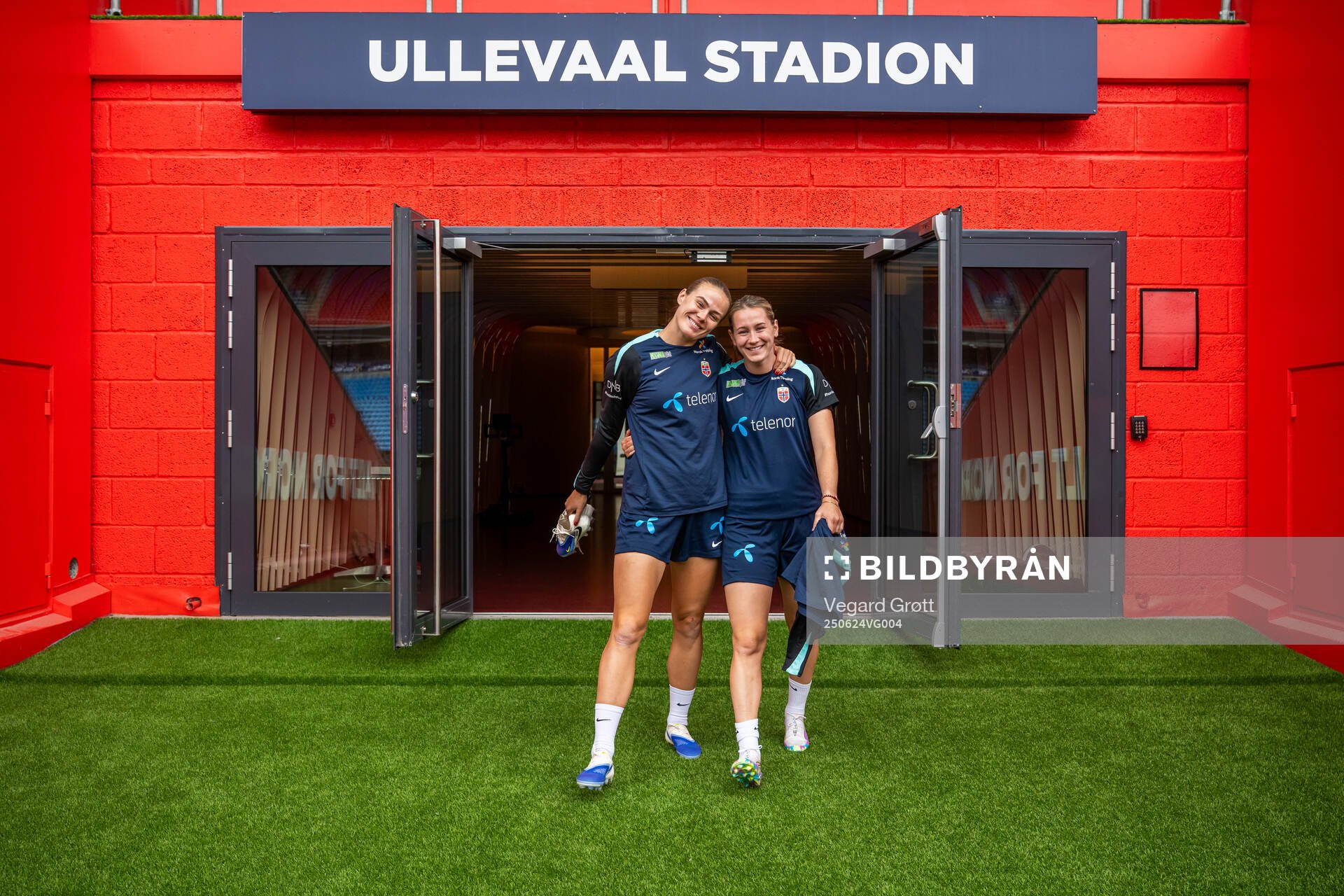 Marthine Østenstad and Elisabeth Terland of the Norwegian