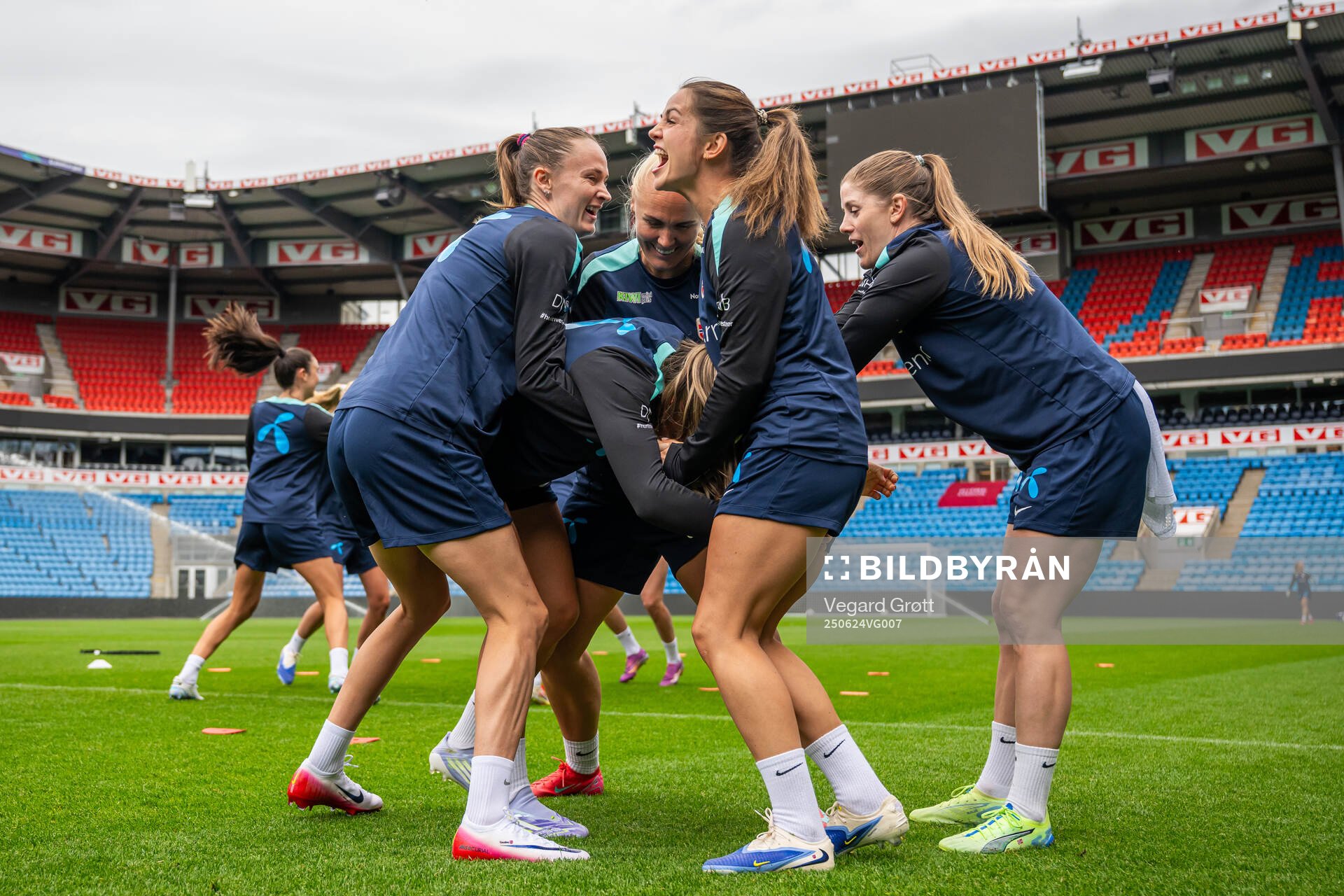 Caroline Graham Hansen, Vilde Bøe Risa, Maria