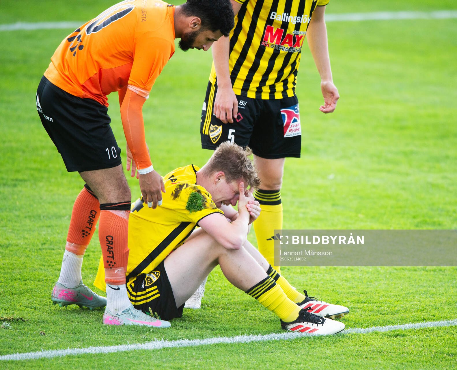 IFK Hässleholms Hugo Arvidsson i matchen i division 2