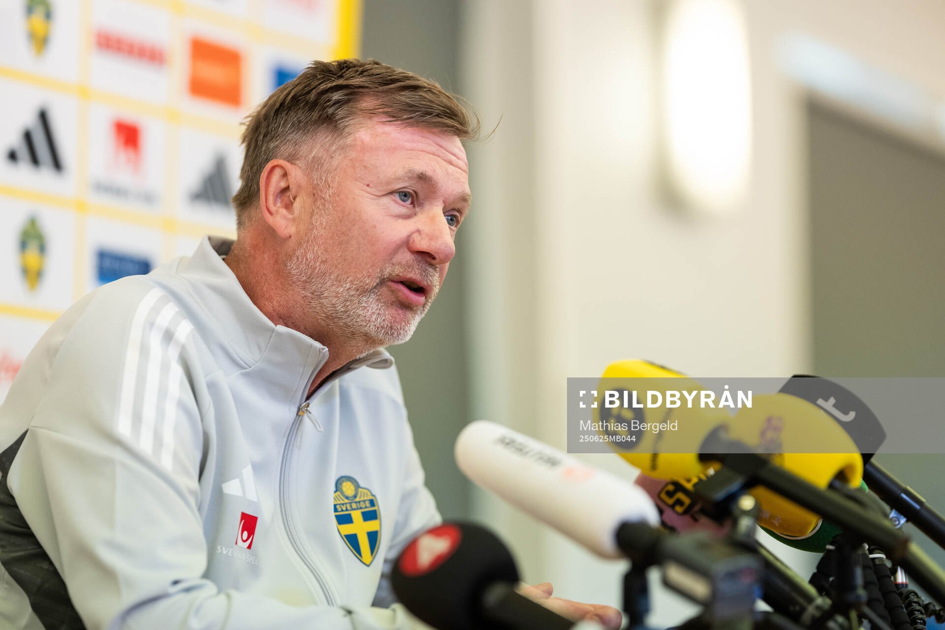 Head coach Peter Gerhardsson of the Swedish women's