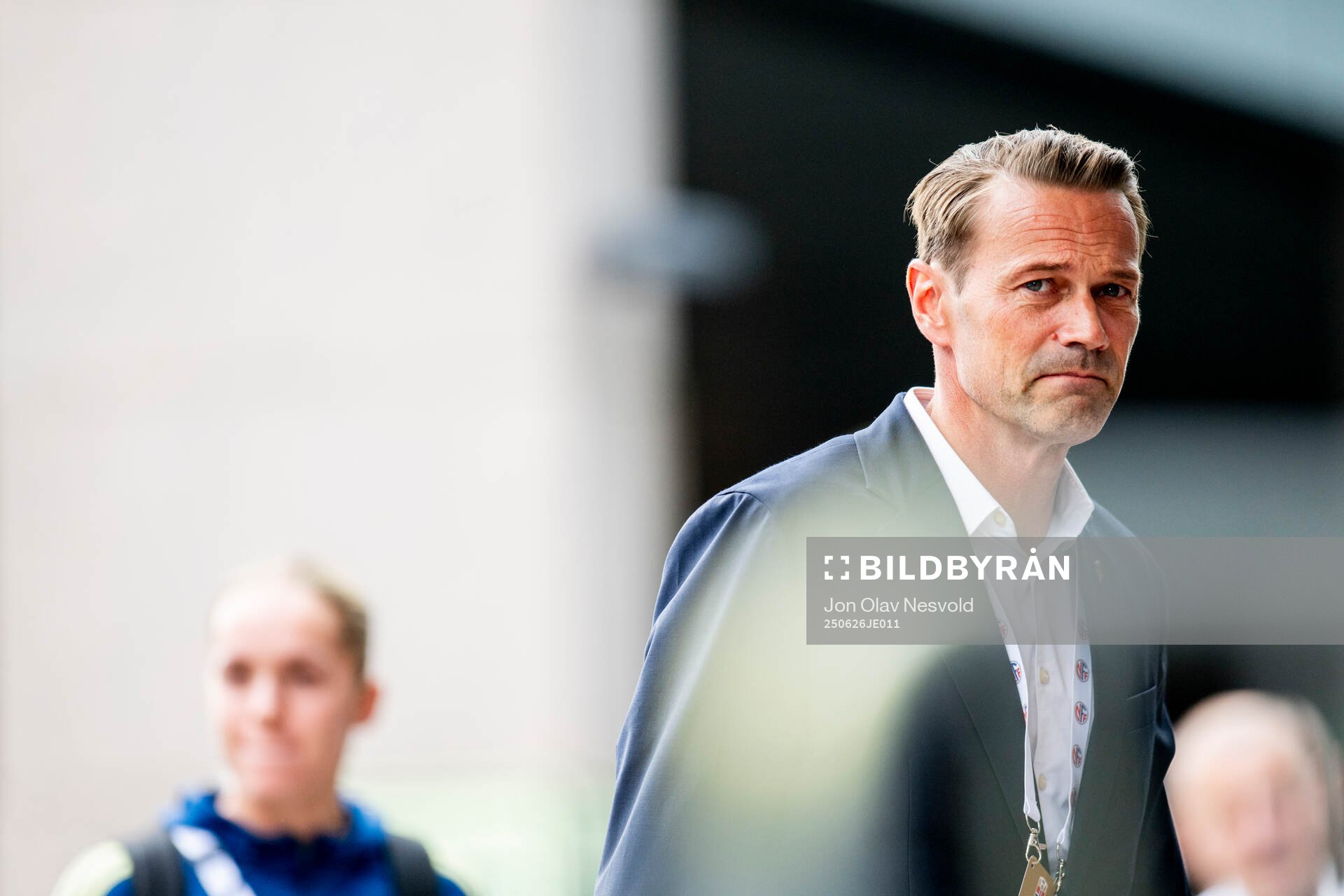 Coordinator Magnus Andersson of Sweden arrives