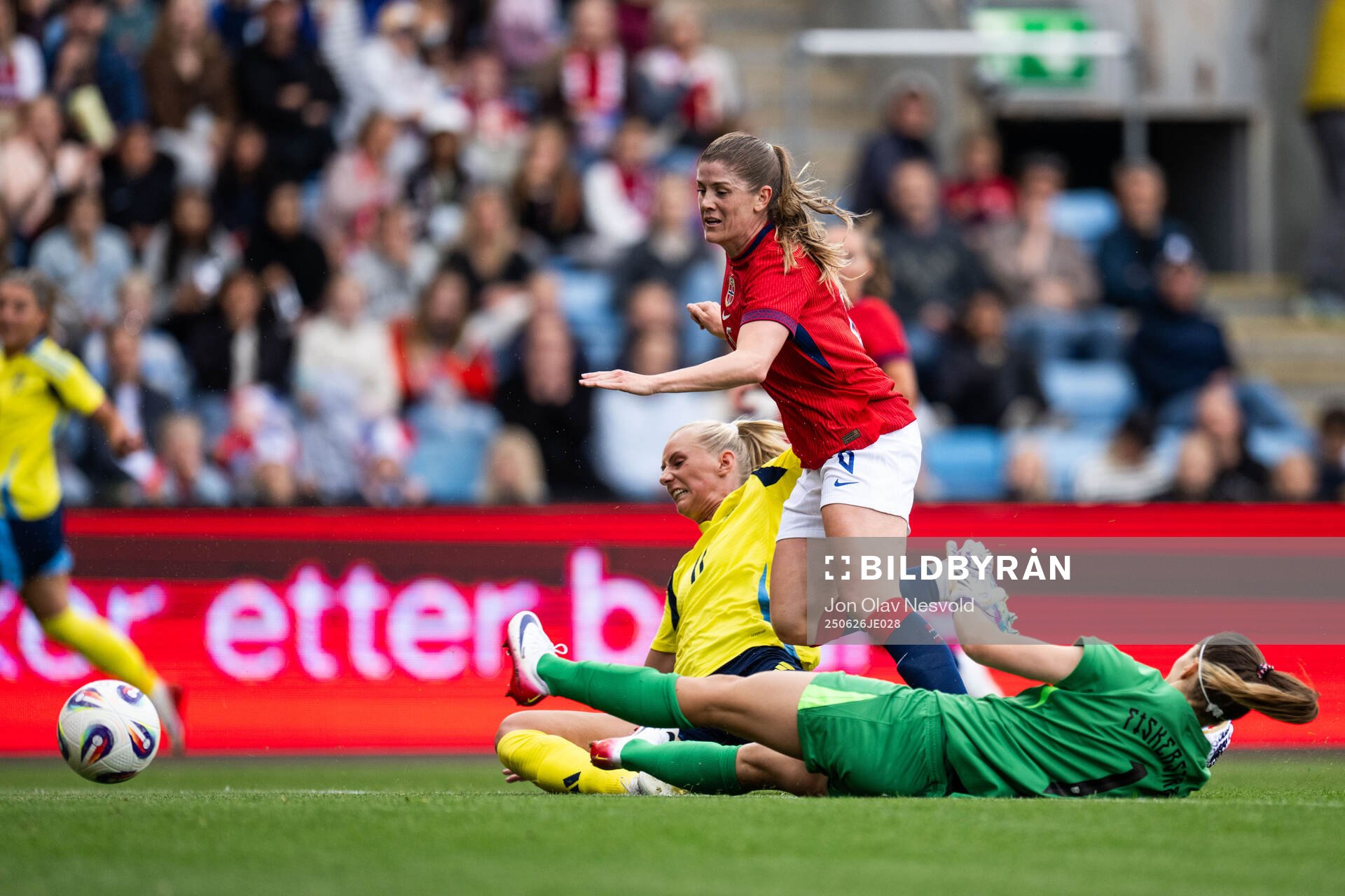 Stina Blackstenius of Sweden scores 0-1 behind Maren Mjelde