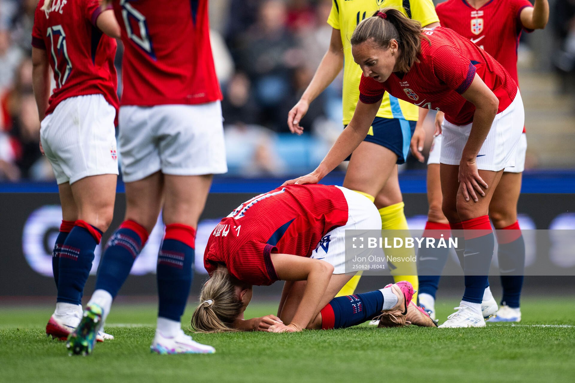 Frida Maanum of Norway in pain