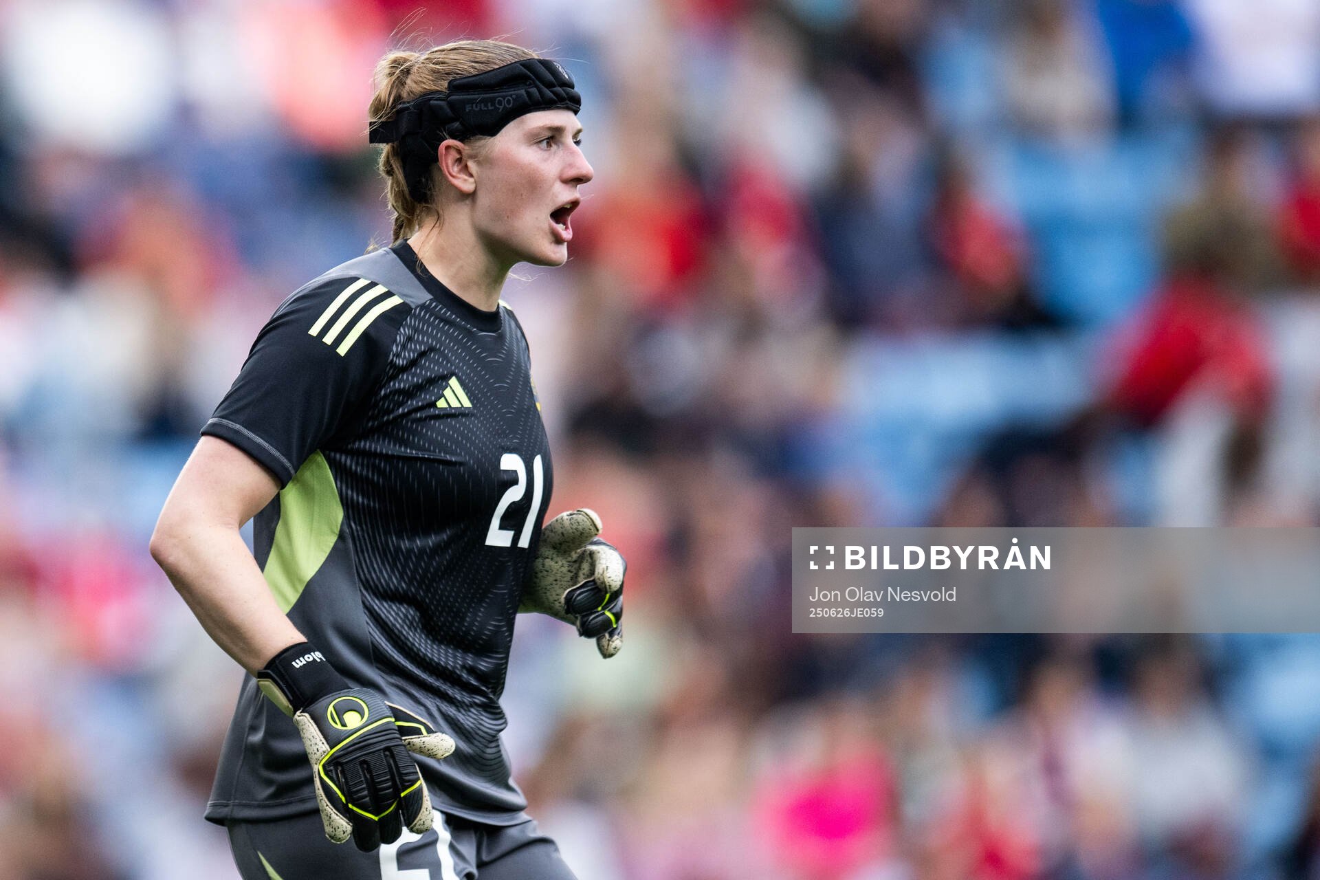 Goalkeeper Tove Enblom of Sweden