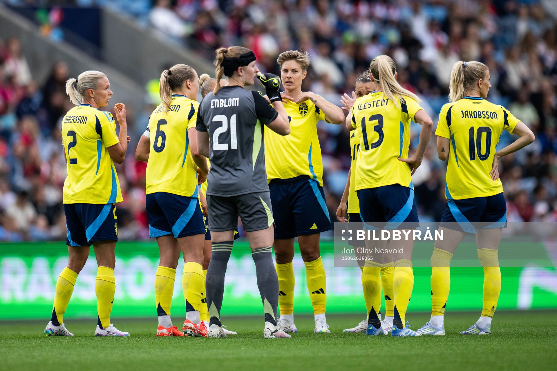 Jonna Andersson, Magdalena Eriksson, goalkeeper Tove