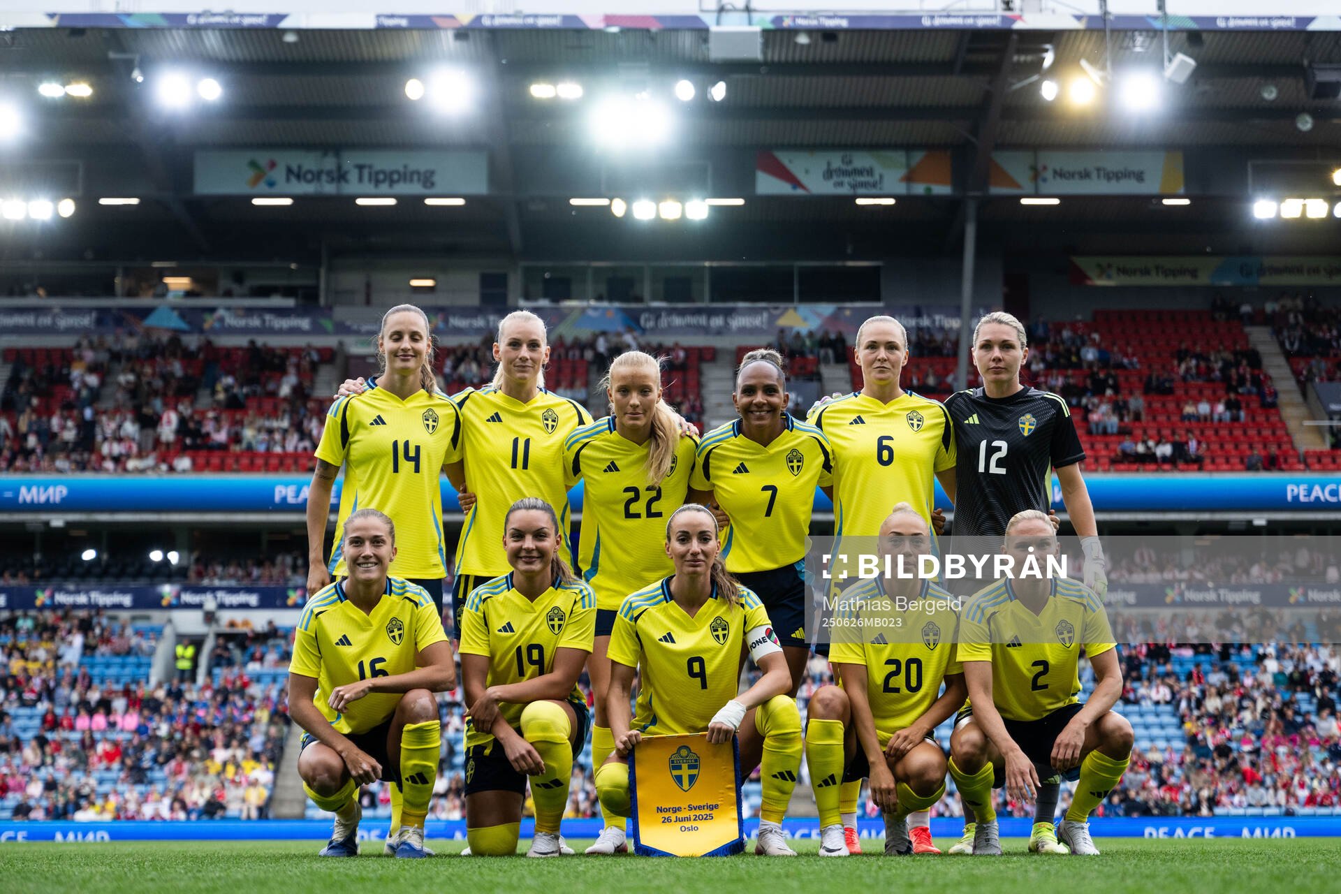 Nathalie Björn, Stina Blackstenius, Smilla Holmberg,