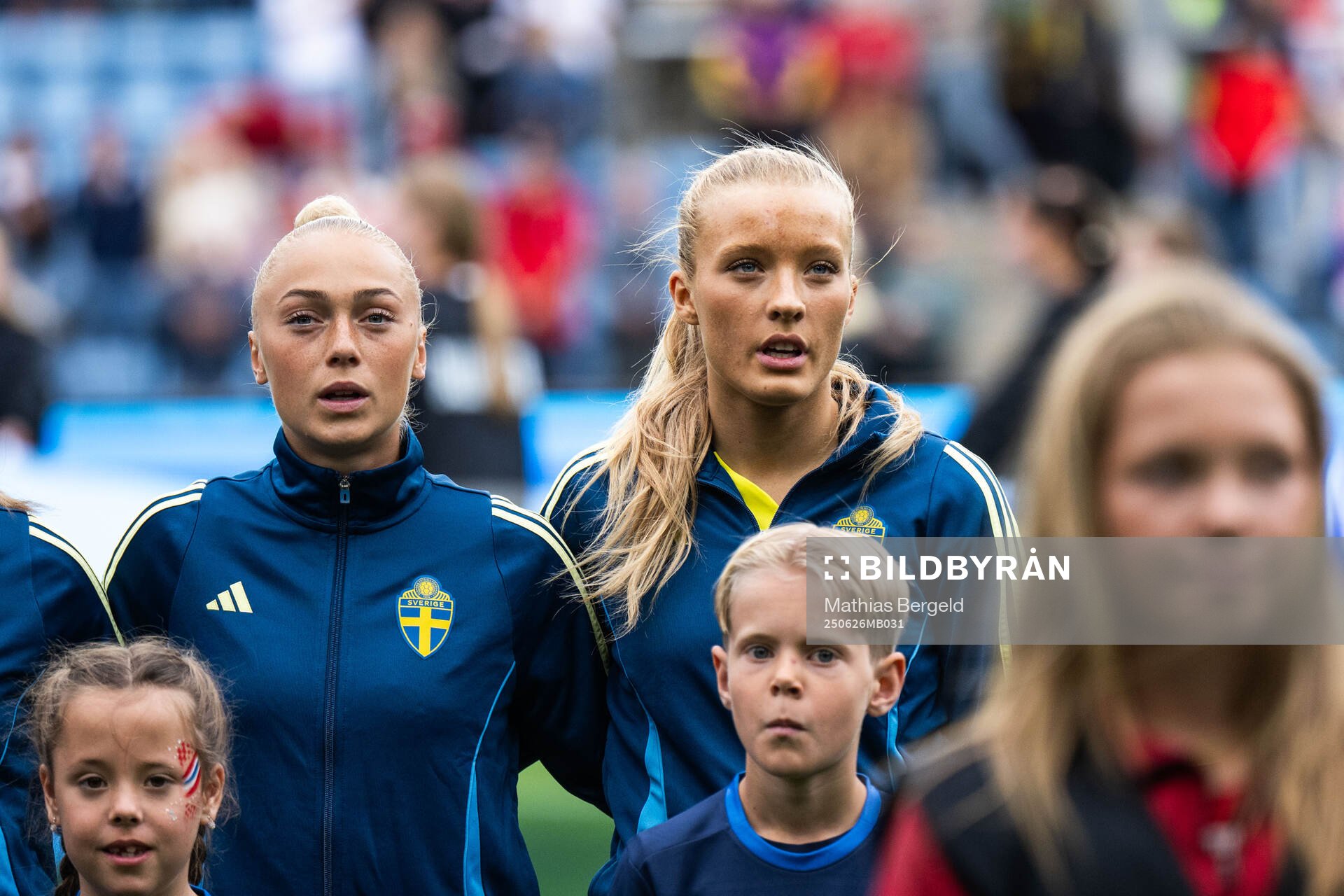 Hanna Bennison and Smilla Holmberg of Sweden
