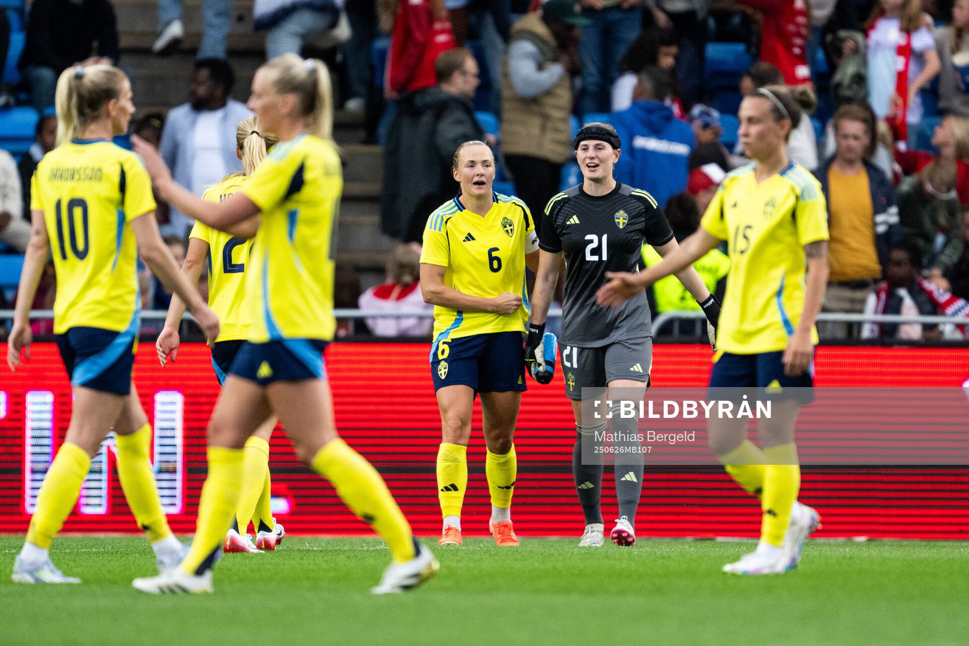 Magdalena Eriksson and goalkeeper Tove Enblom celebrate