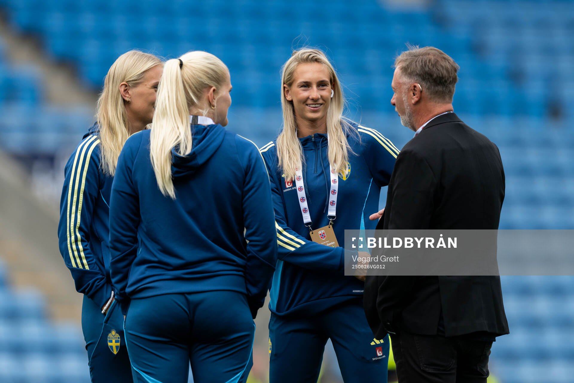 Ellen Wangerheim and head coach Peter Gerhardsson of Sweden