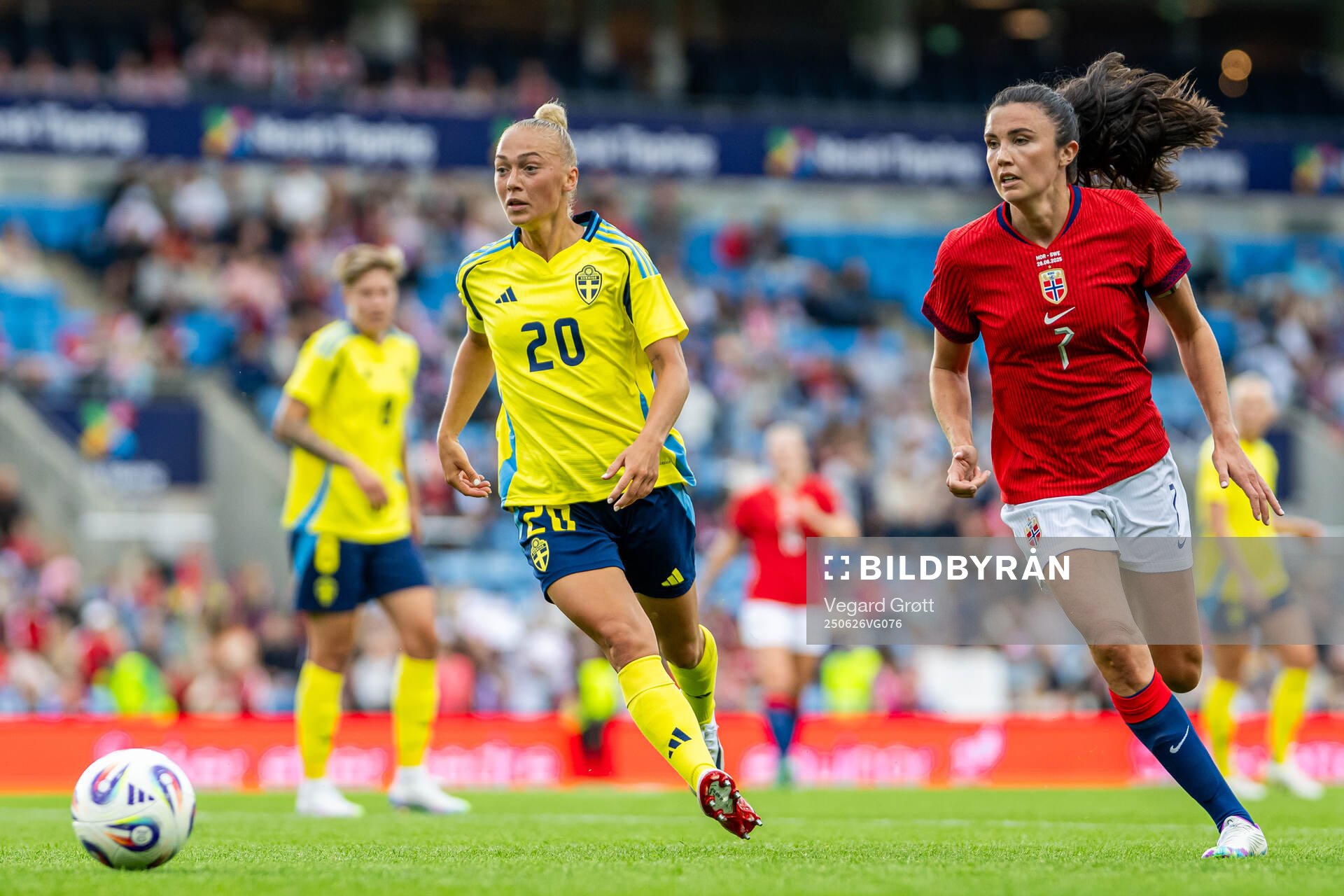Hanna Bennison of Sweden and Ingrid Syrstad Engen of Norway