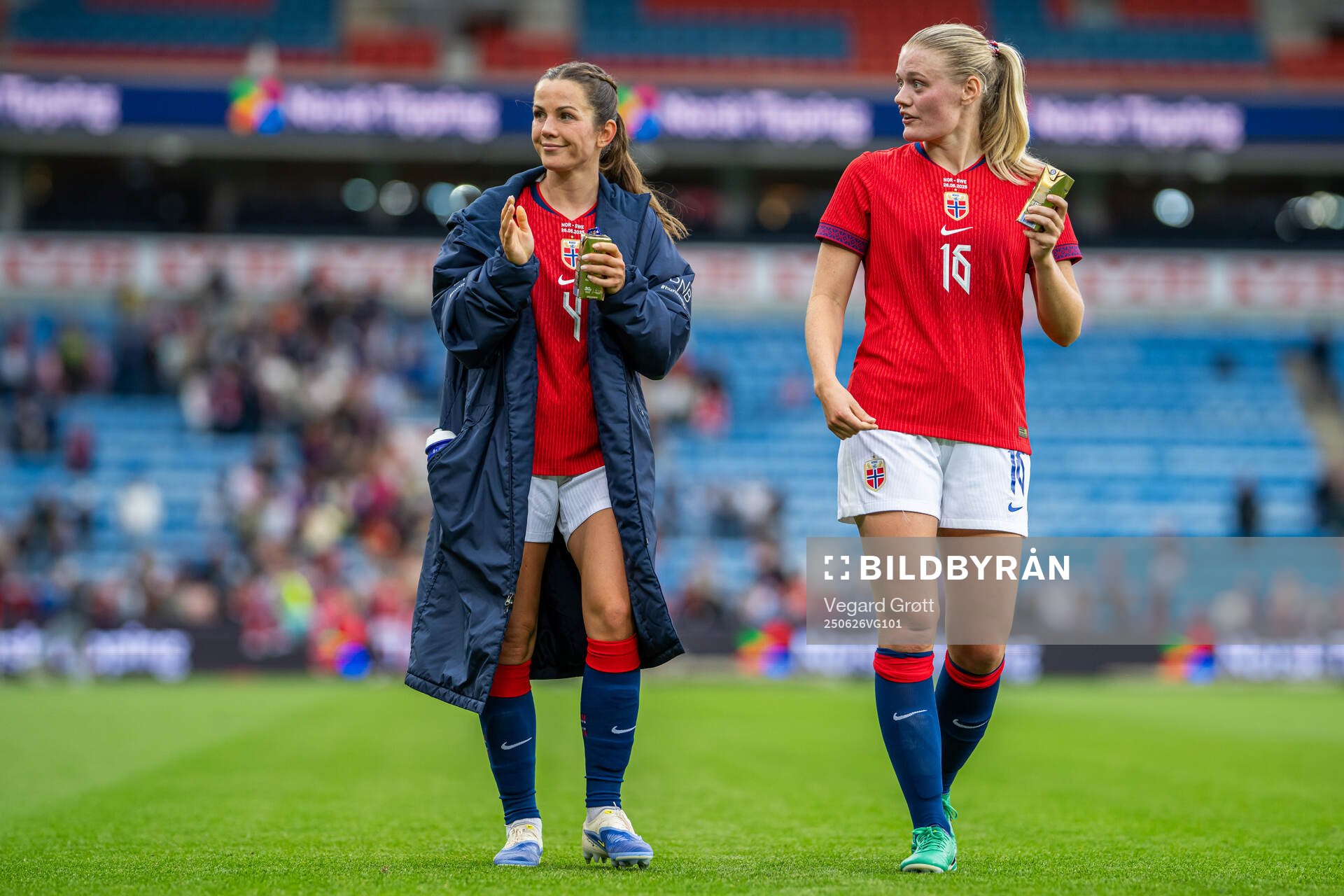 Tuva Hansen and Mathilde Harviken of Norway