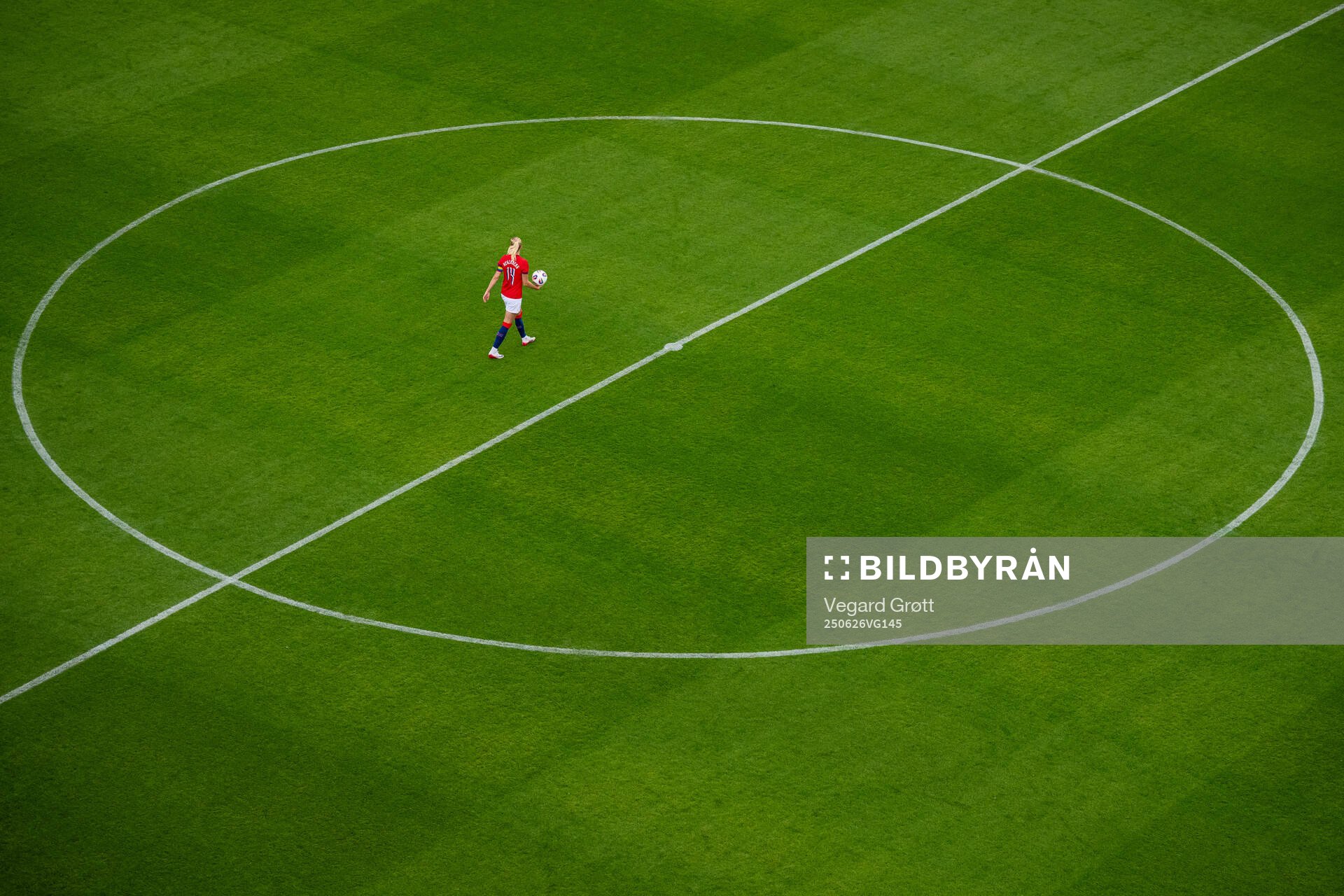 Ada Hegerberg of Norway looks dejected