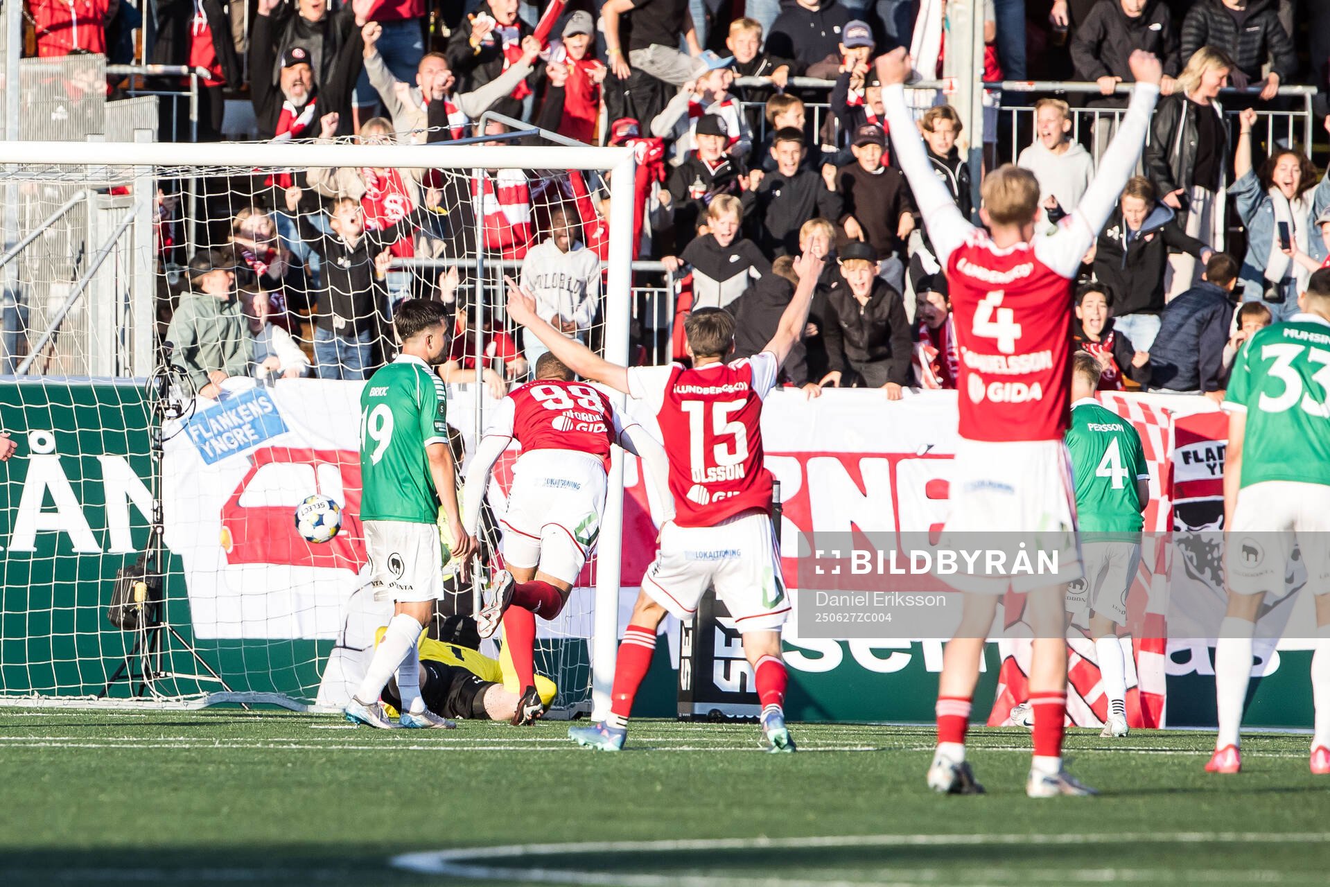 Sandvikens IFs Kim Käck Ofordu jublar