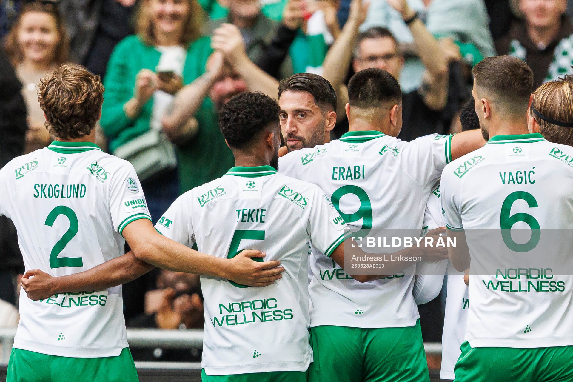 Hammarbys Nahir Besara jublar