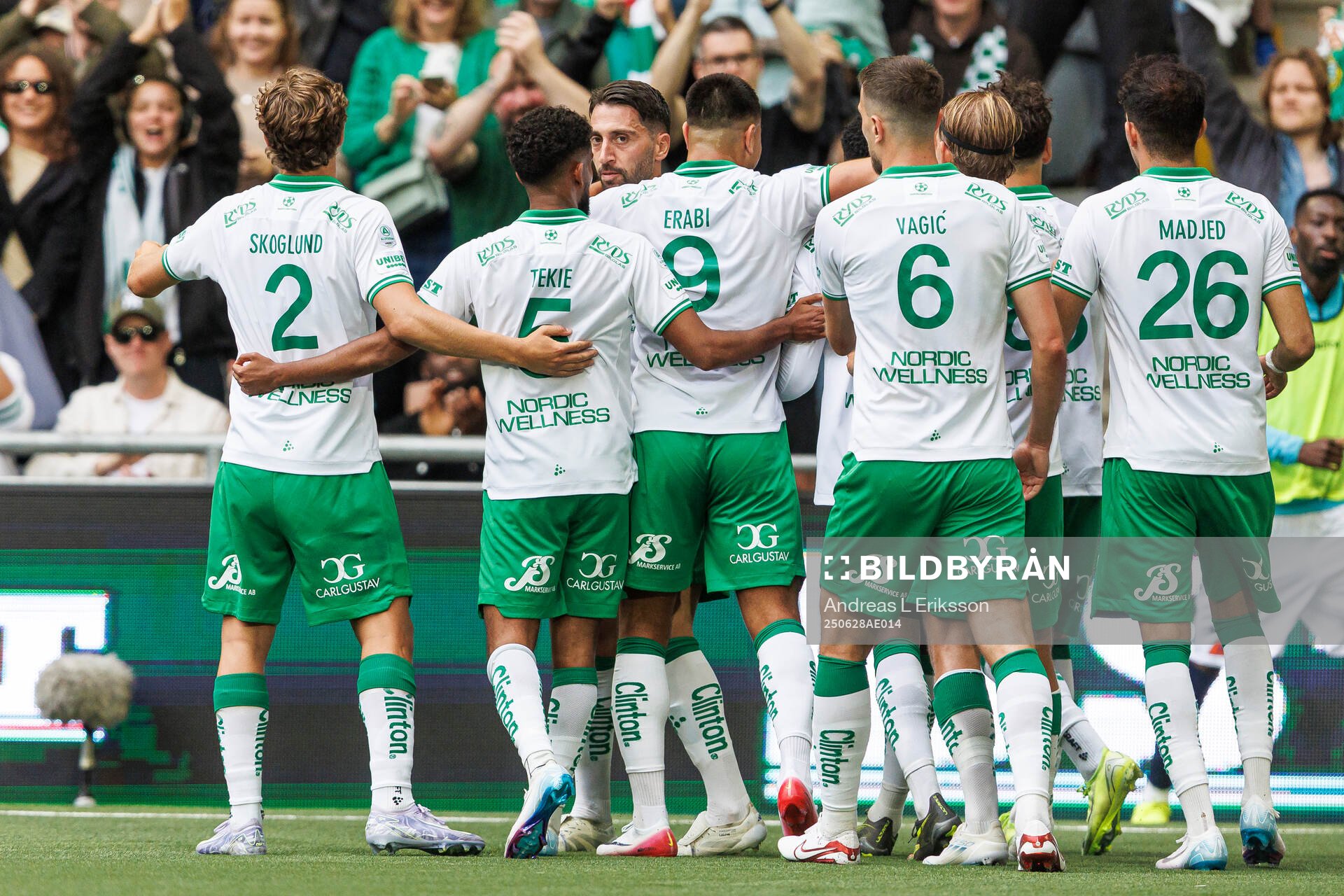 Hammarbys Nahir Besara jublar
