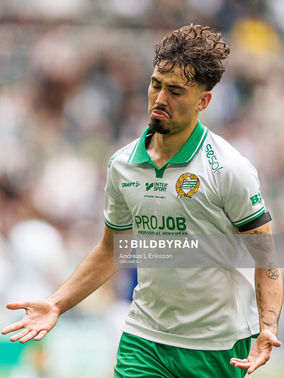 Hammarbys Sebastian Tounekti jublar