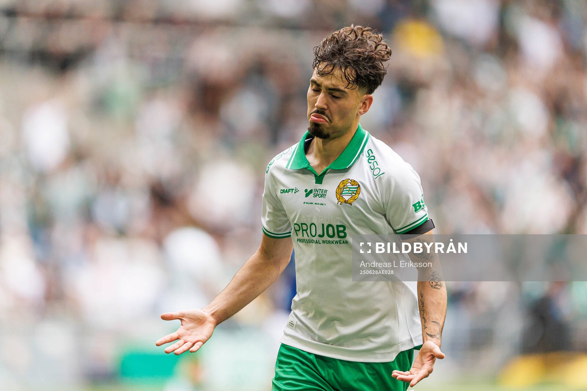 Hammarbys Sebastian Tounekti jublar