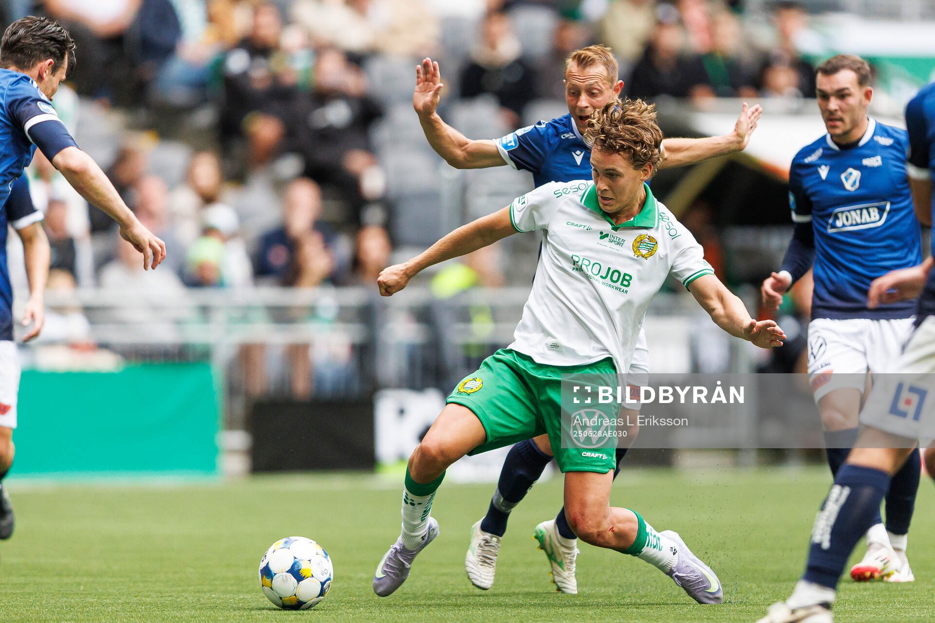 Hammarbys Hampus Skoglund och Halmstads Joel Allansson