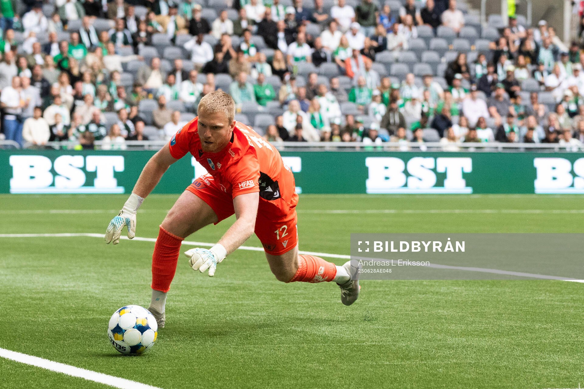 Halmstads målvakt Tim Erlandsson
